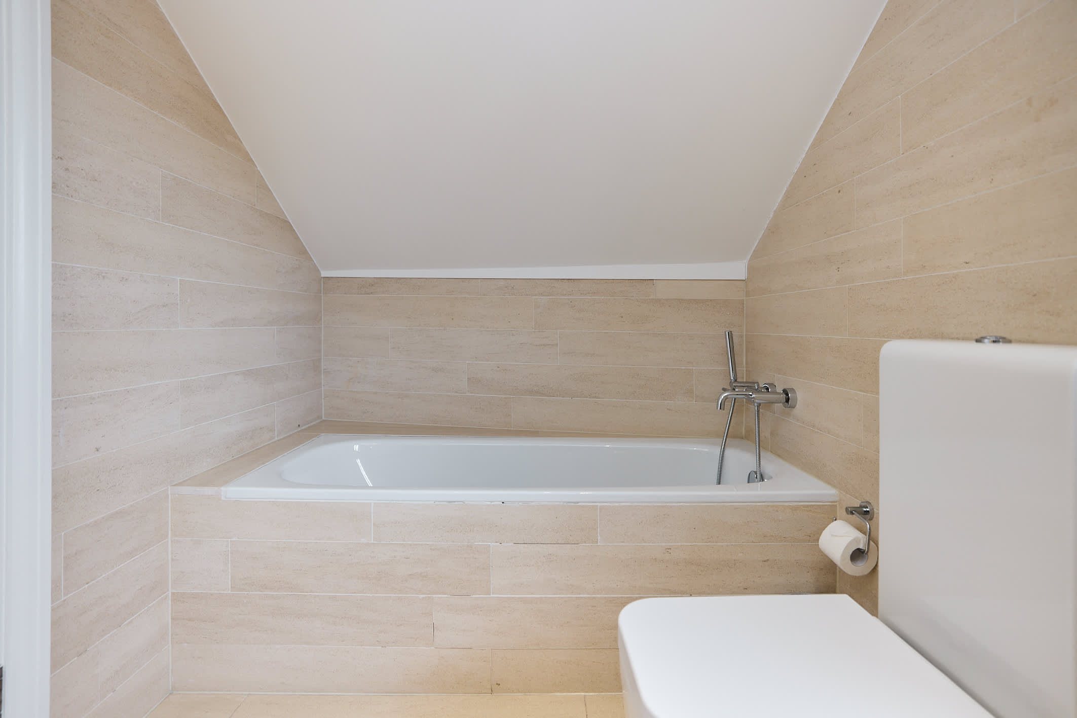 A Study in Timber & Glass by Abbey Road in Hamilton Gardens 26 NW8 9PU - Property image 31 - VivreStays