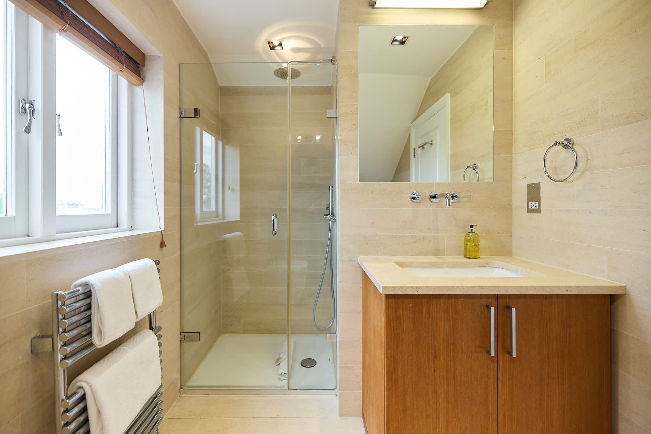 A Study in Timber & Glass by Abbey Road in Hamilton Gardens 26 NW8 9PU - Property image 33 - VivreStays