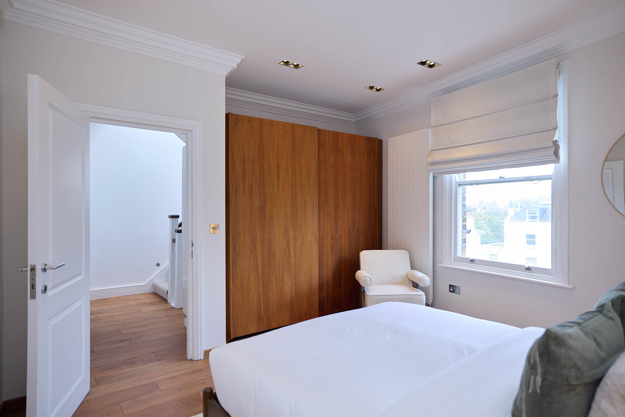 A Study in Timber & Glass by Abbey Road in Hamilton Gardens 26 NW8 9PU - Property image 41 - VivreStays