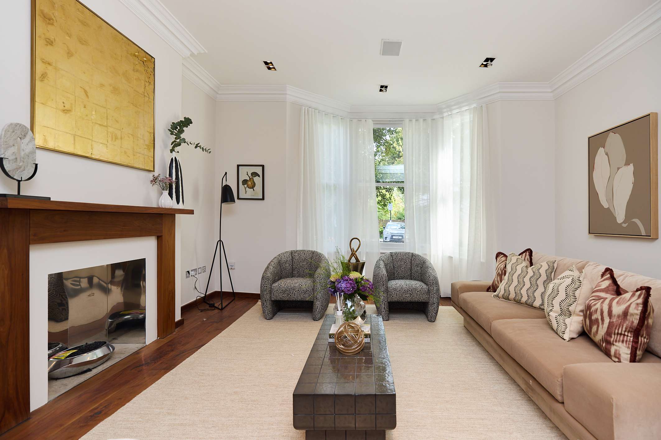 A Study in Timber & Glass by Abbey Road in Hamilton Gardens 26 NW8 9PU - Property image 3 - VivreStays