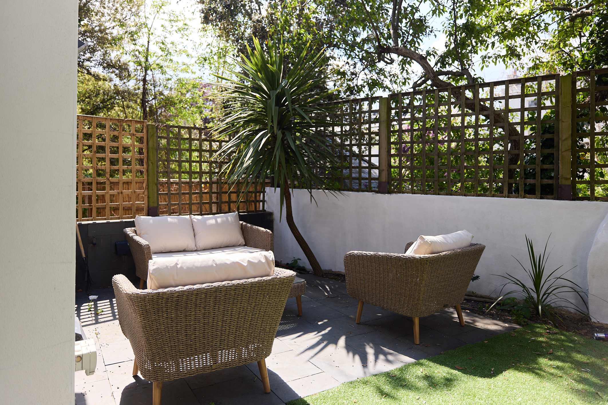 A Study in Timber & Glass by Abbey Road in Hamilton Gardens 26 NW8 9PU - Property image 48 - VivreStays