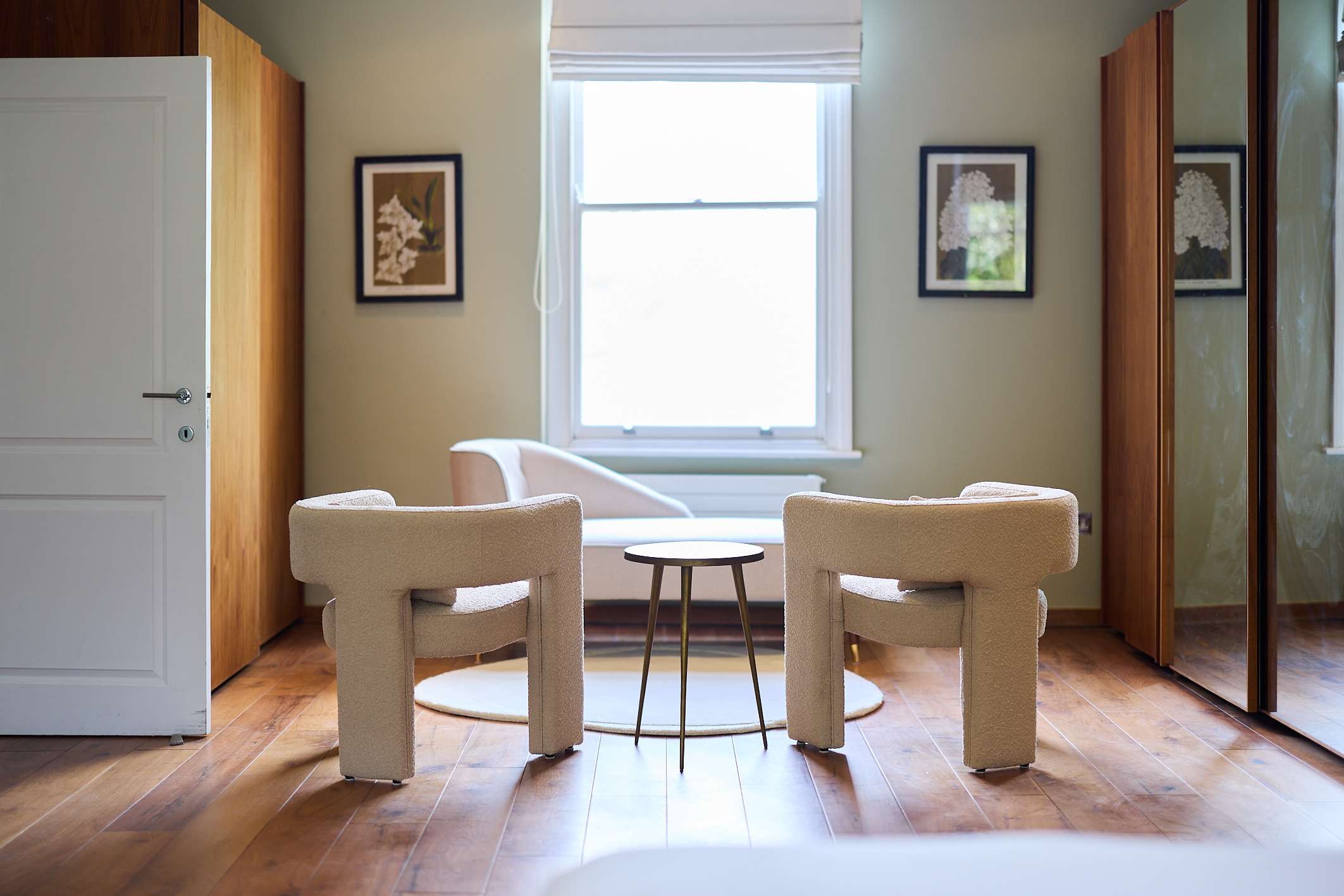 A Study in Timber & Glass by Abbey Road in Hamilton Gardens 26 NW8 9PU - Property image 21 - VivreStays
