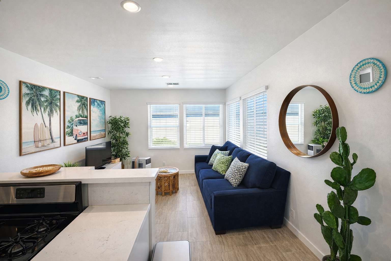 New! Modern 1BR w Parking Steps to Bay & Boardwalk