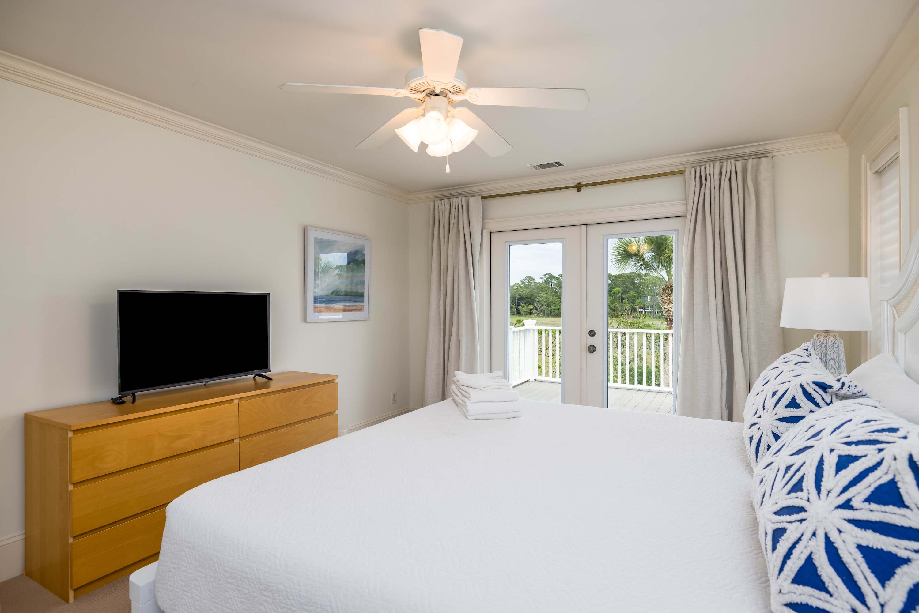 2nd Level Primary with King Bed, Full En Suite Bathroom and Balcony Access