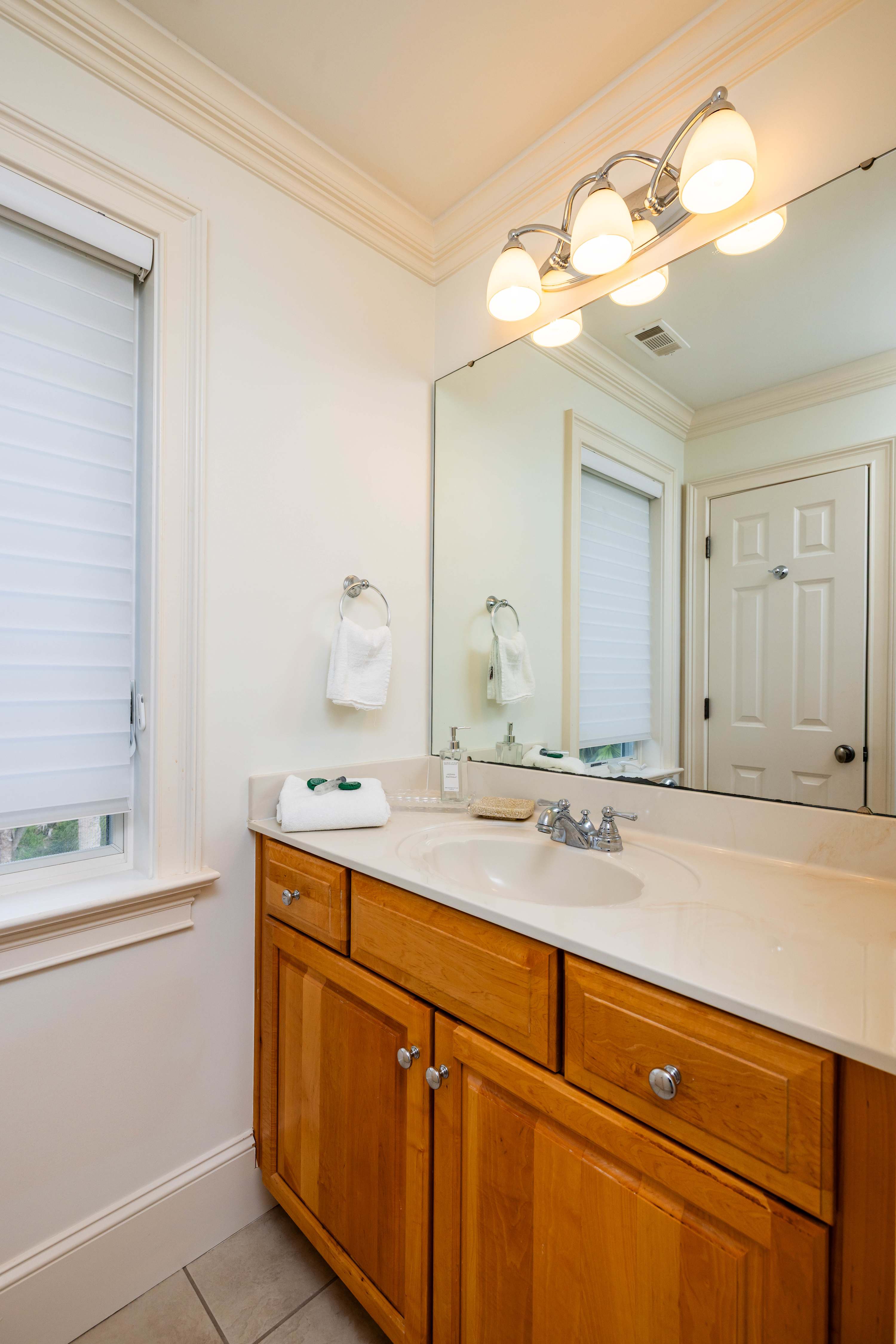 Full En Suite Bathroom