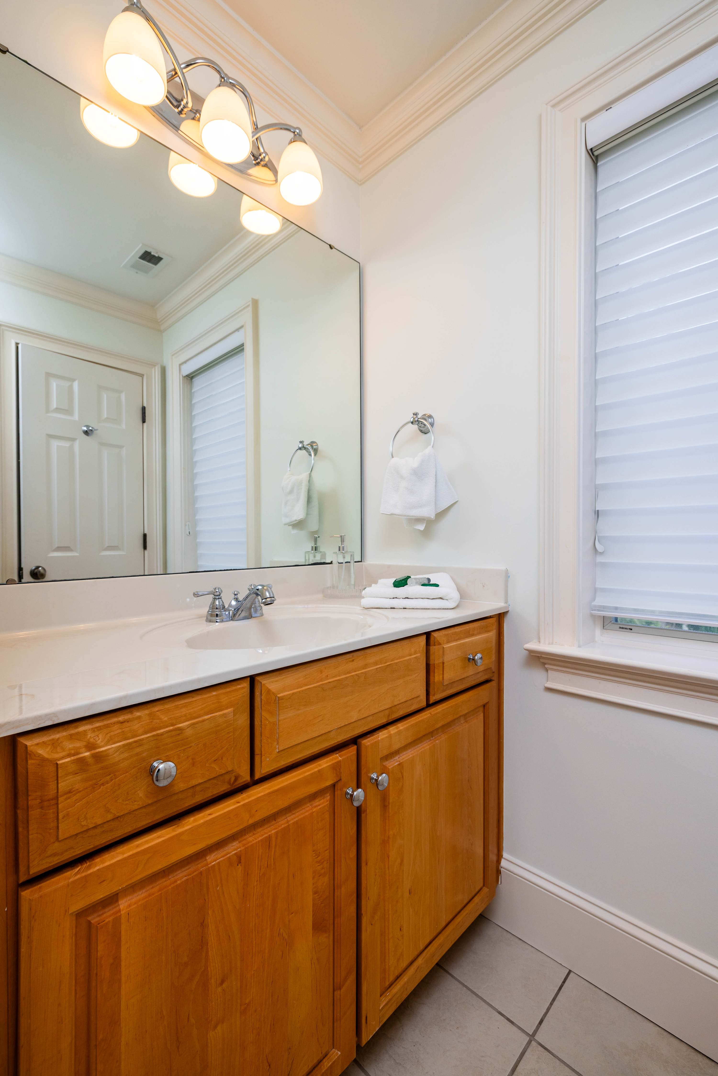 Full En Suite Bathroom