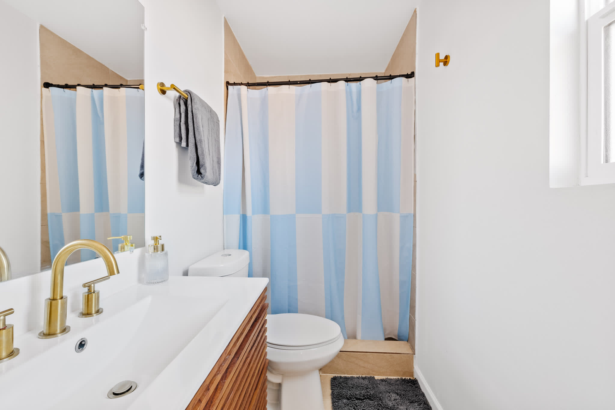 Playful 4BR retreat w/ heated pool & backyard