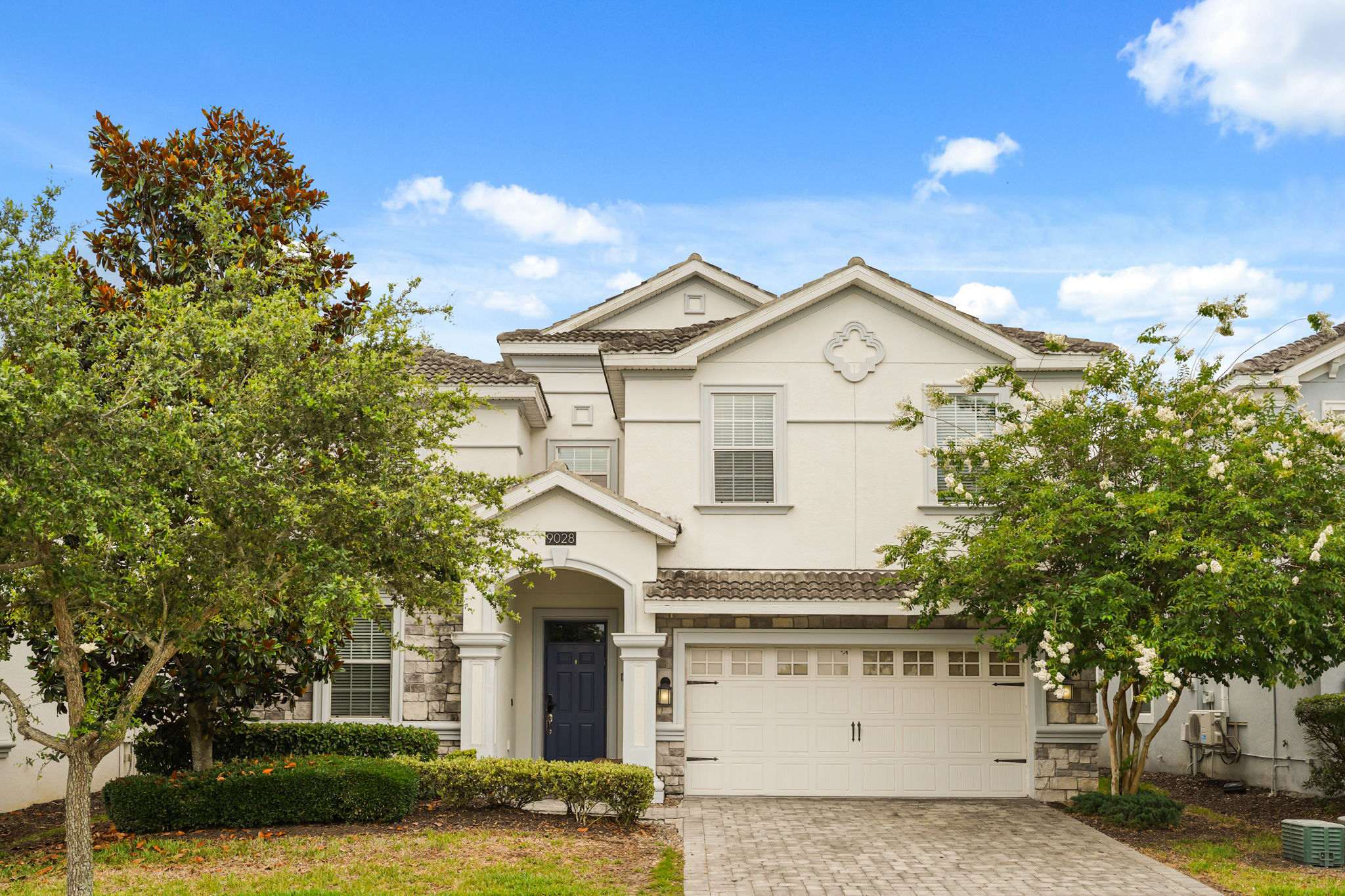 Luxury Villa in Davenport | Private Pool & Spa