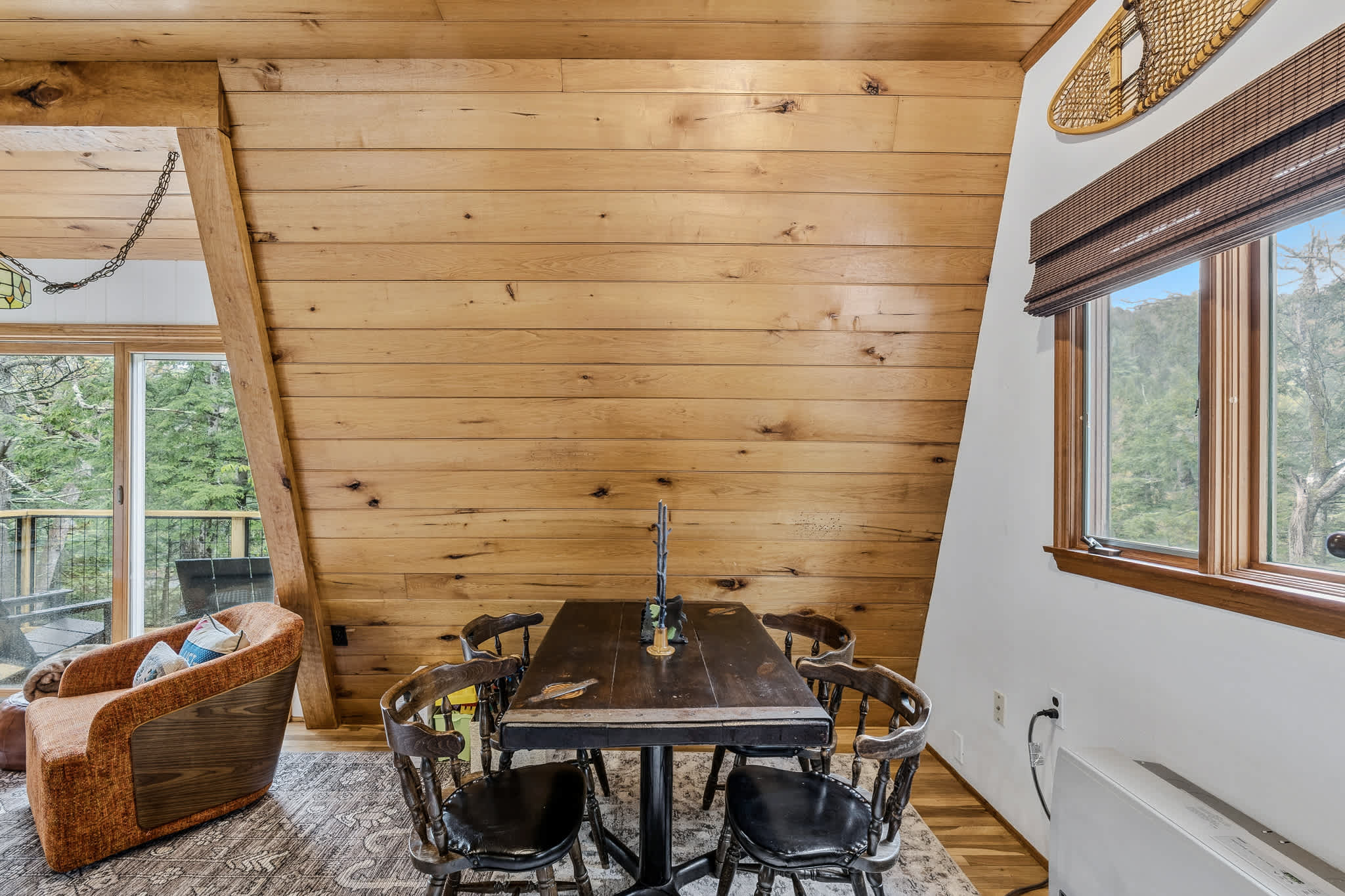 2115EWoodstockSchwar