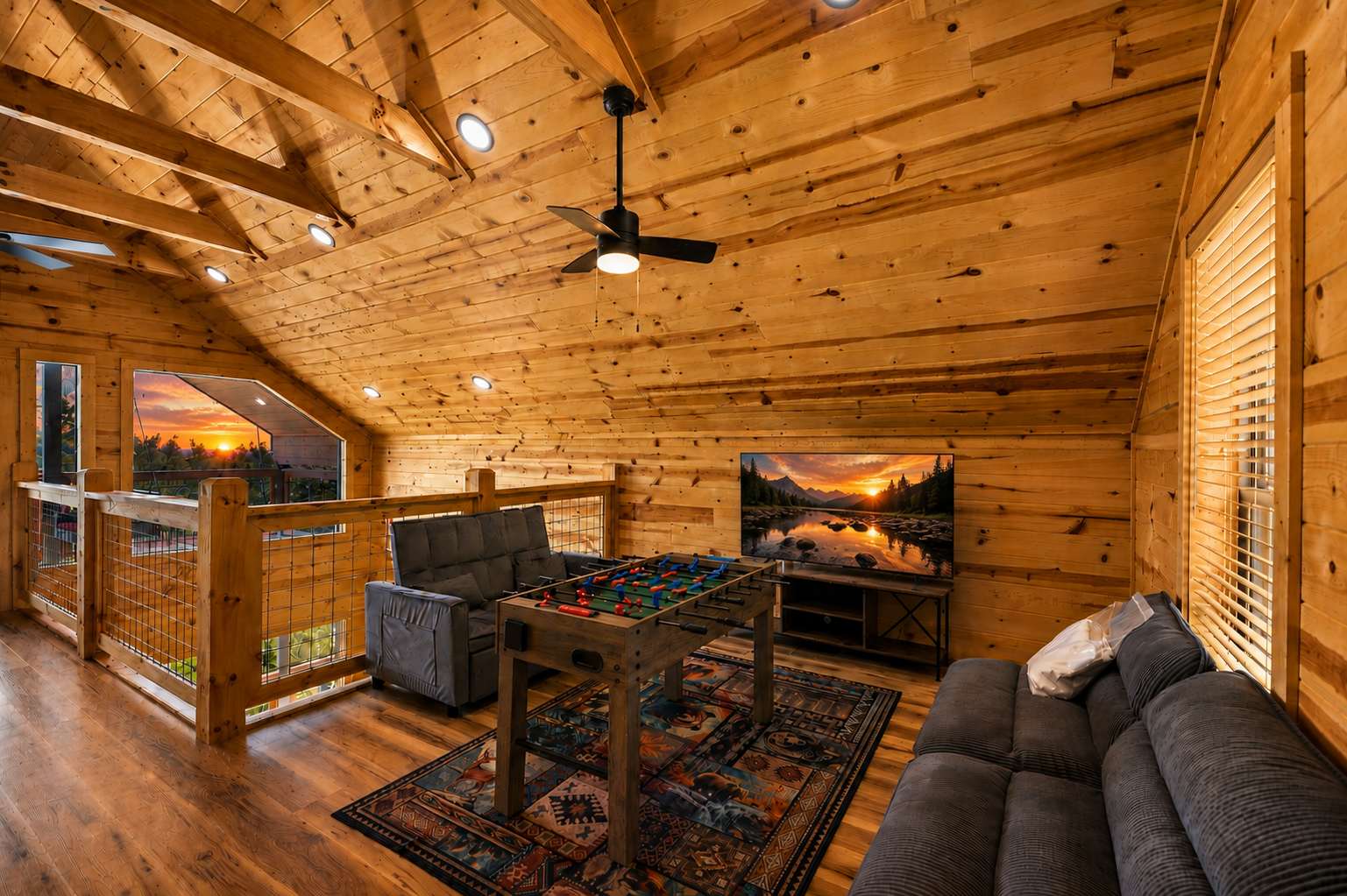 Exclusive Smoky Mountains Cabin w/ hot tub & views