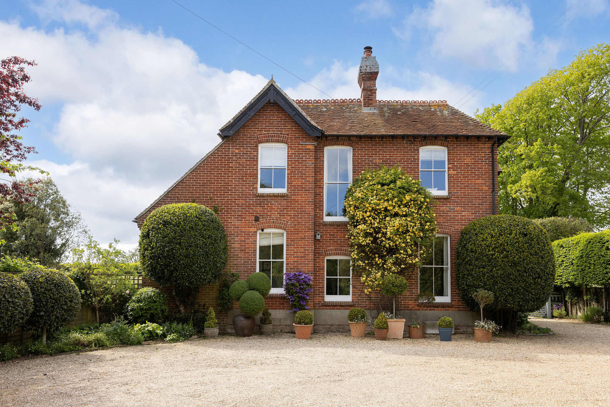 Victorian House, Sleeps 14, Pool and Gardens