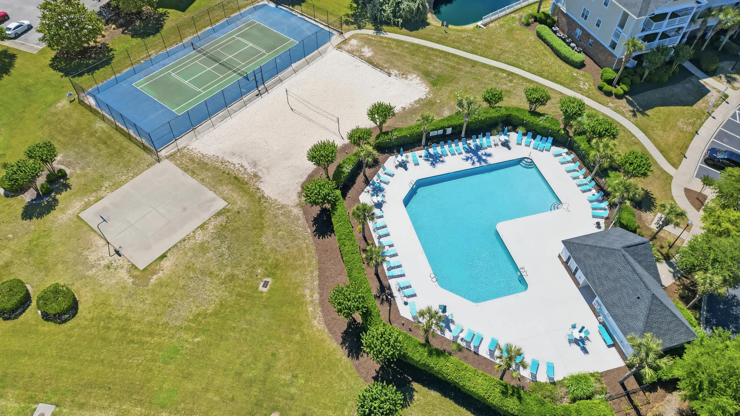 Ground Floor Resort Villa w Huge Pool and Hot Tub
