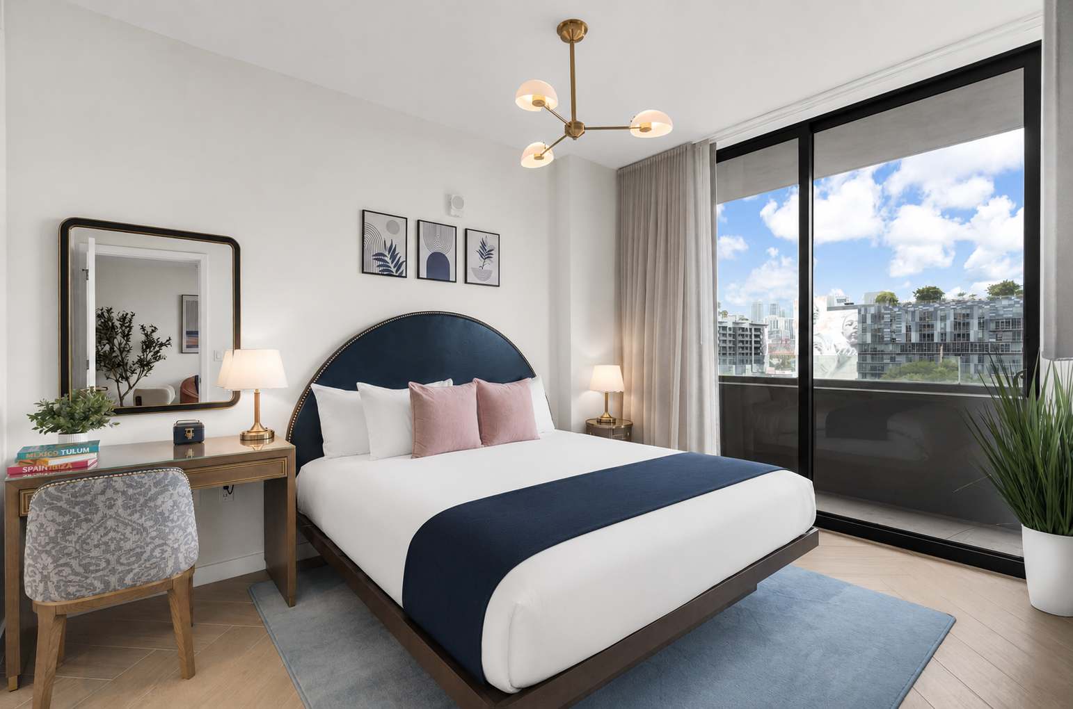 NoMad Wynwood 1 BR, Balcony and Rooftop Pool