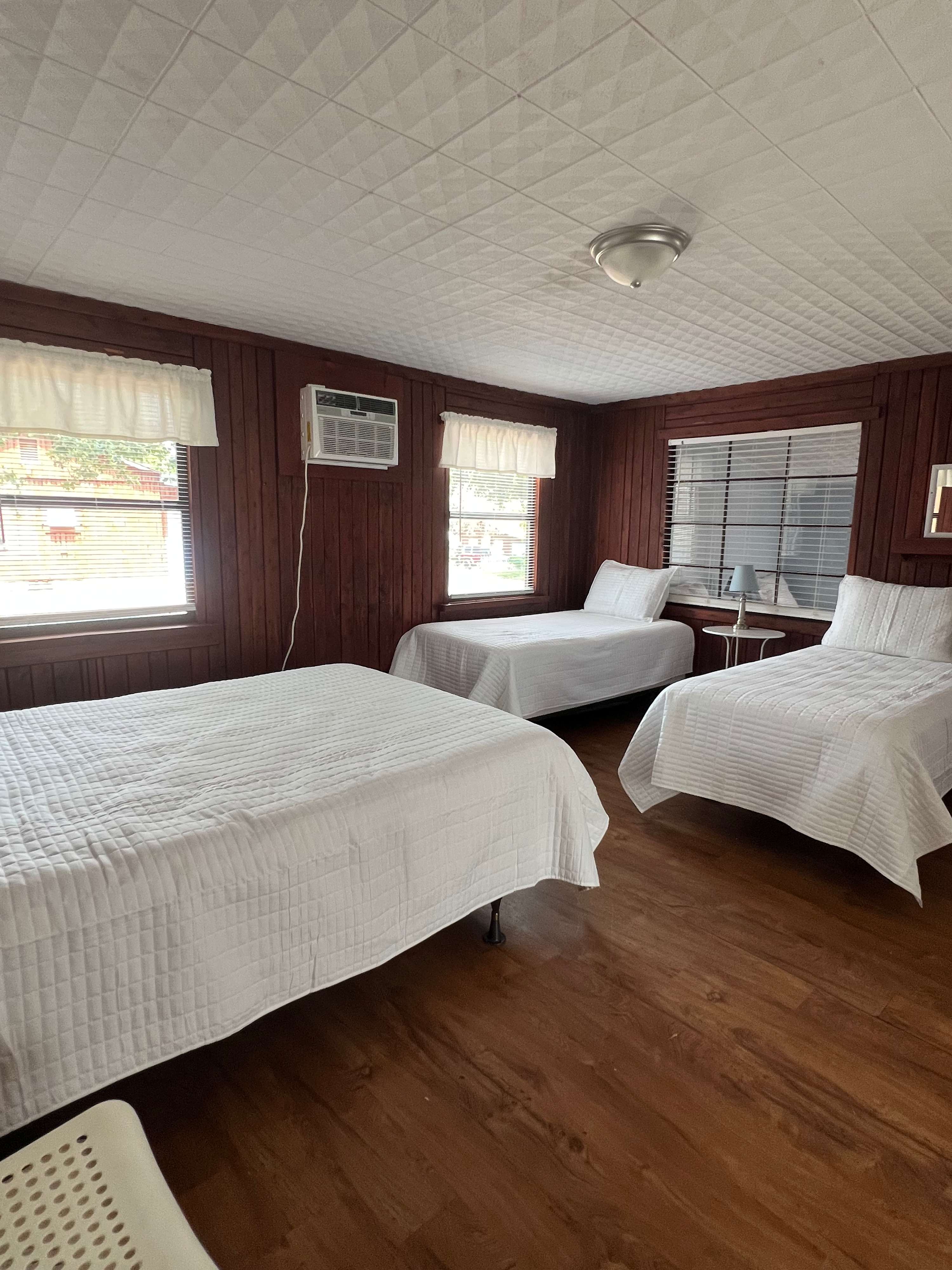 2BR/Cabin/LakeView/Pool/GameRoom/BuchananDam