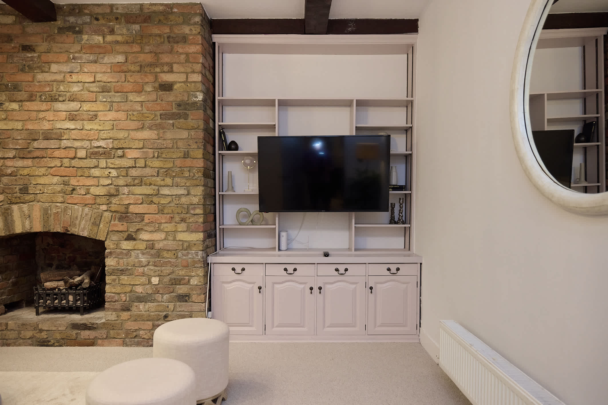 View The Brick & Timber Flat by Abbey Road in Marlborough Place 69 NW8 0PT The Brick & Timber Flat by Abbey Road in Marlborough Place 69 NW8 0PT - Property image 4 - VivreStays