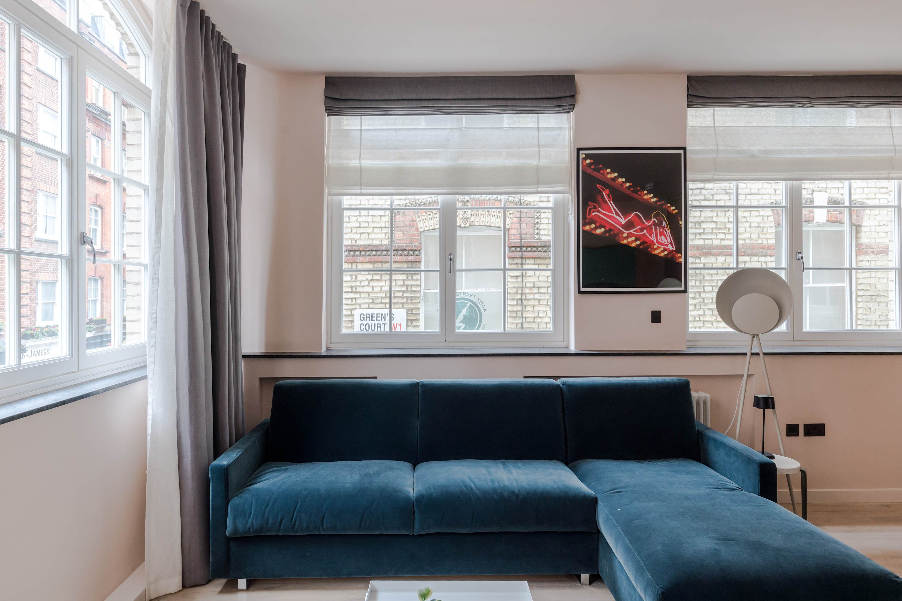 Chic 1BR Soho Flat | AC | Brewer St | Sleeps 4 in Brewer Street 18, A W1F 0SG - Property image 13 - VivreStays