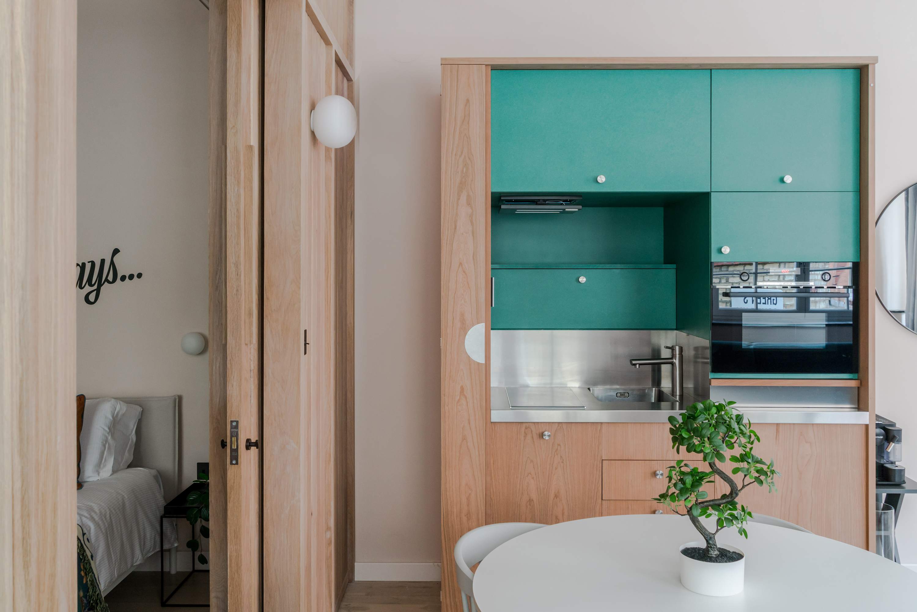 Chic 1BR Soho Flat | AC | Brewer St | Sleeps 4 in Brewer Street 18, A W1F 0SG - Property image 22 - VivreStays