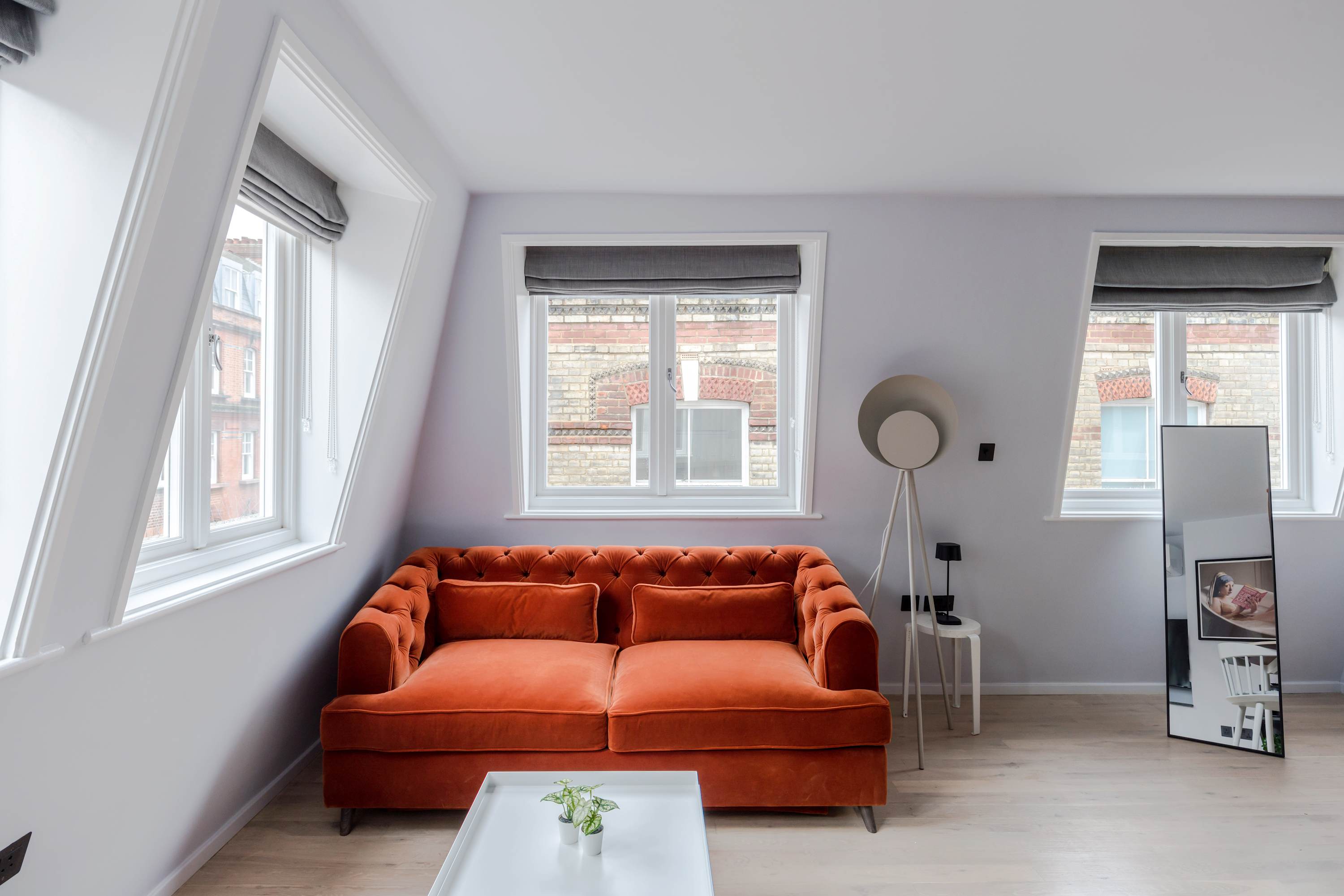 Top-Floor Soho Flat | AC | Sleeps 4 | Central Ldn in 18 Brewer Street, C W1F 0SG - Property image 4 - VivreStays