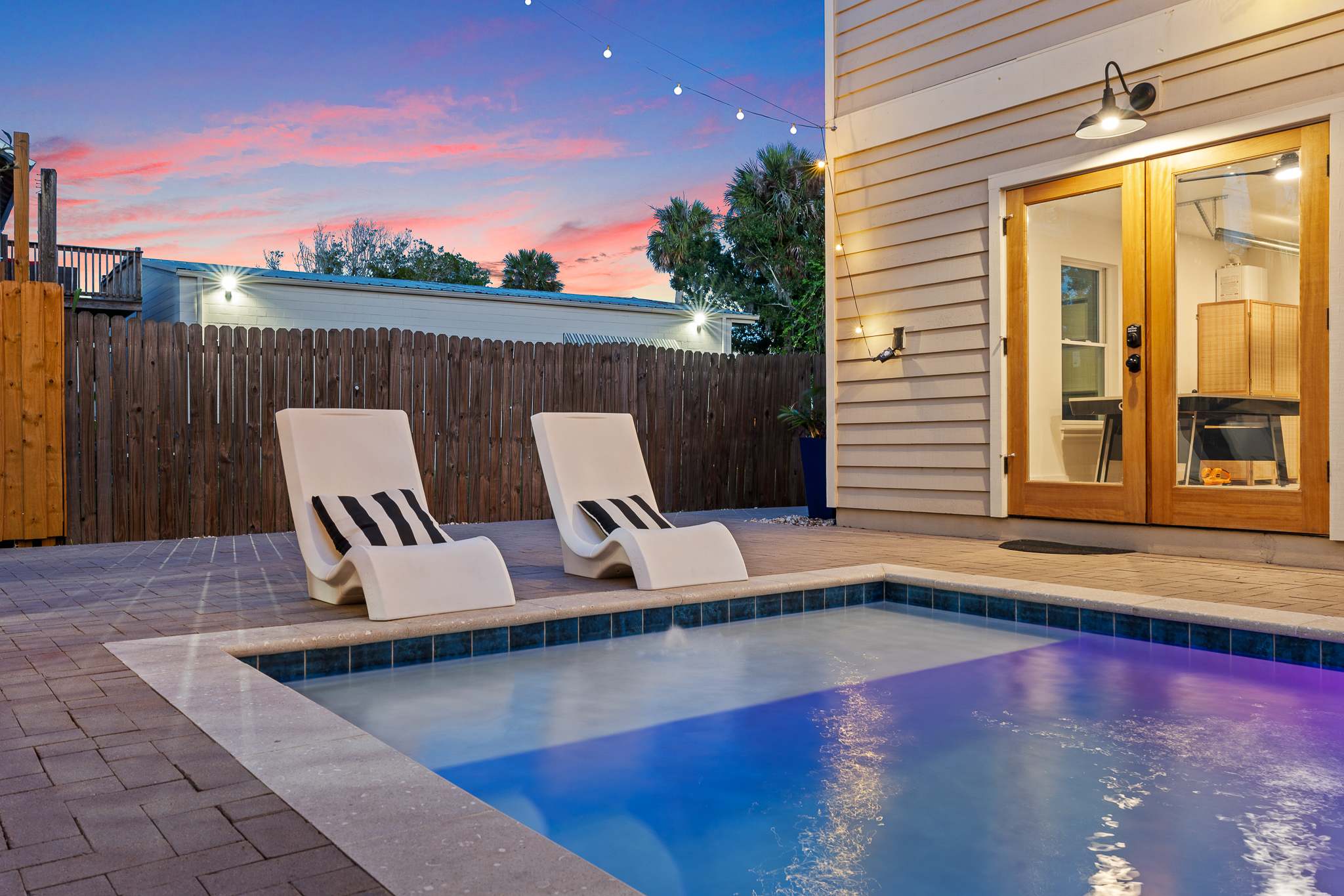 The Floridian Suite | Heated Pool | Walk to DNTN — photo 20