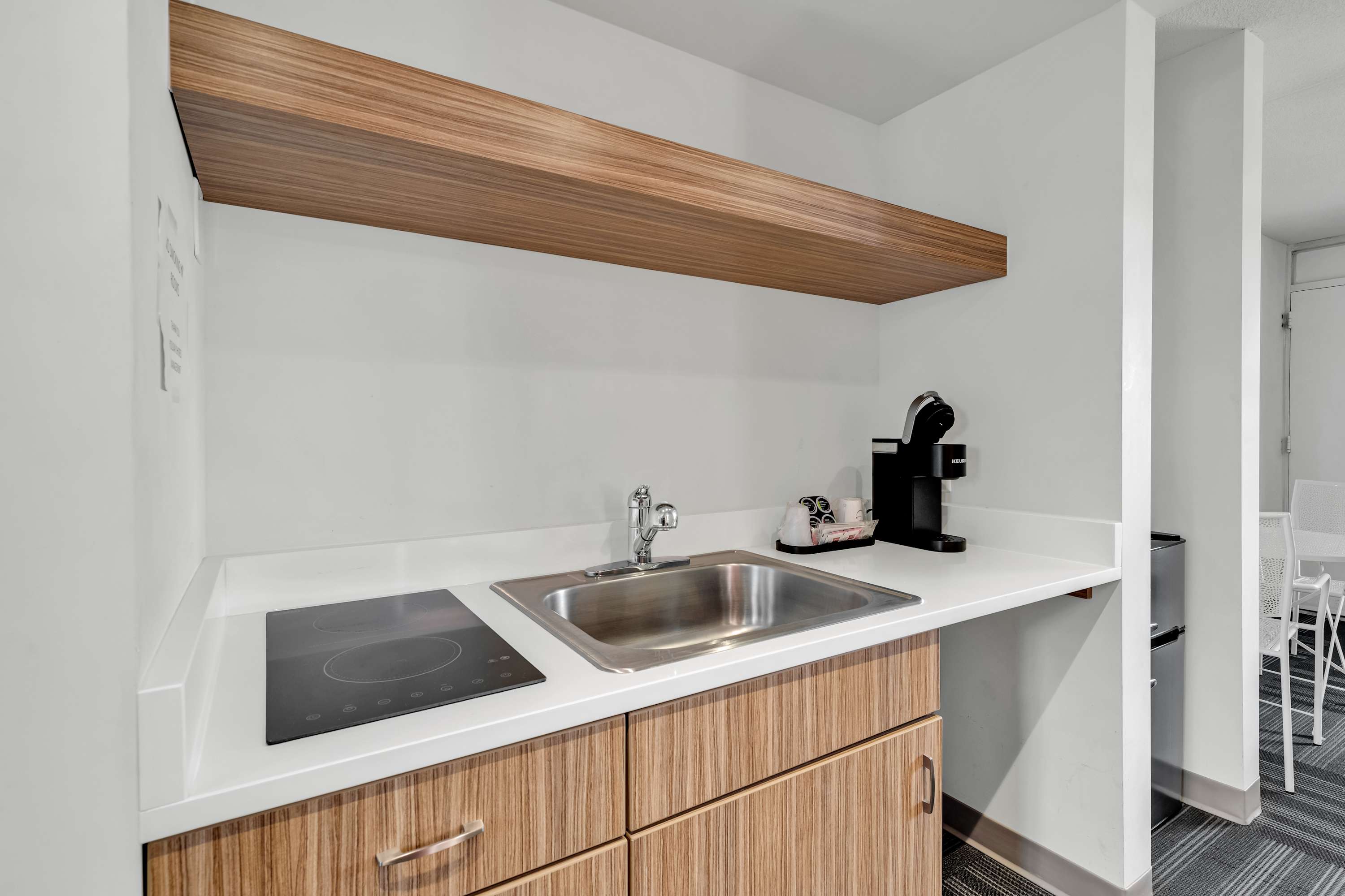Holiday Shores Queen Suite | Photo 5