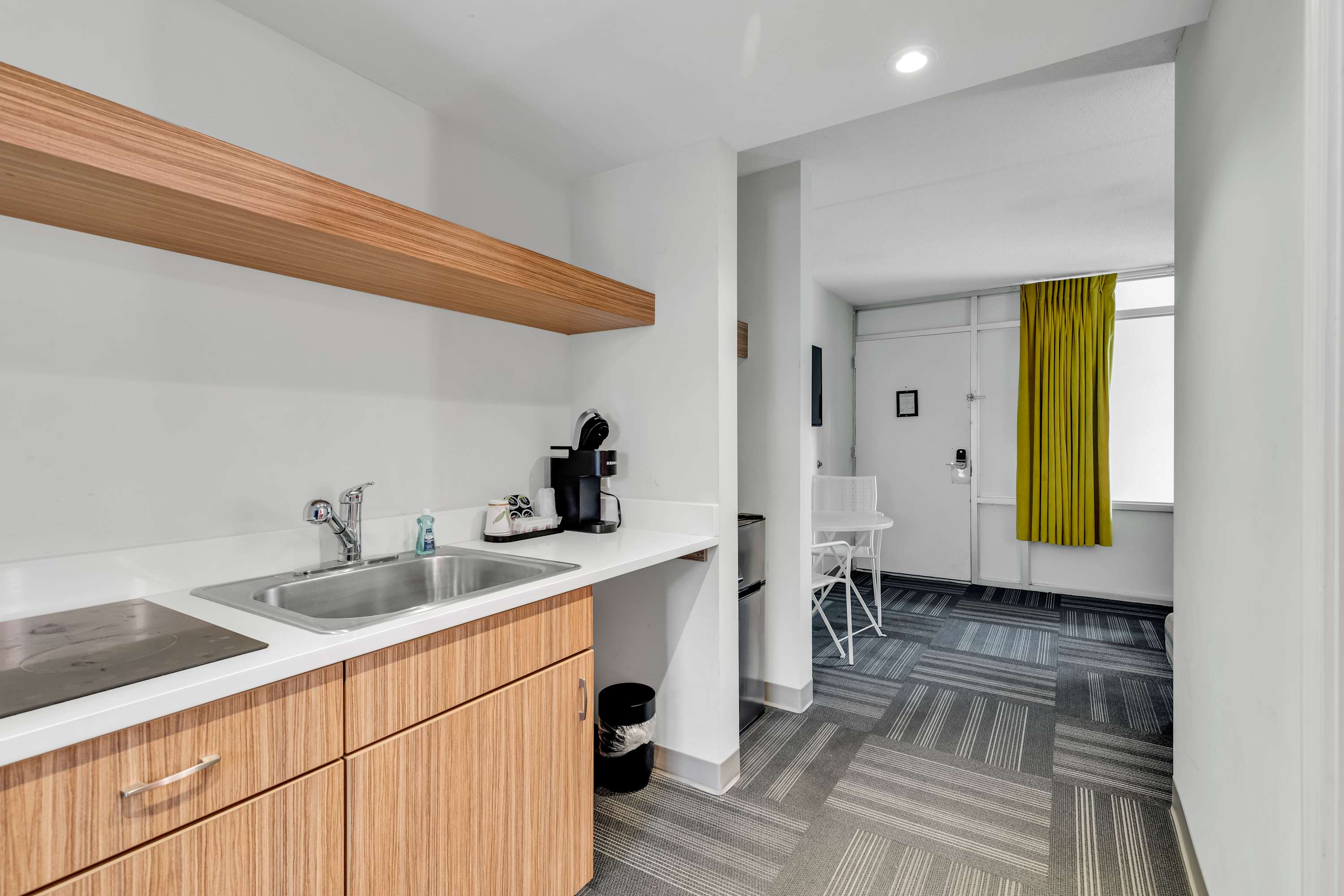 Holiday Shores King Suite 214 | Photo 10
