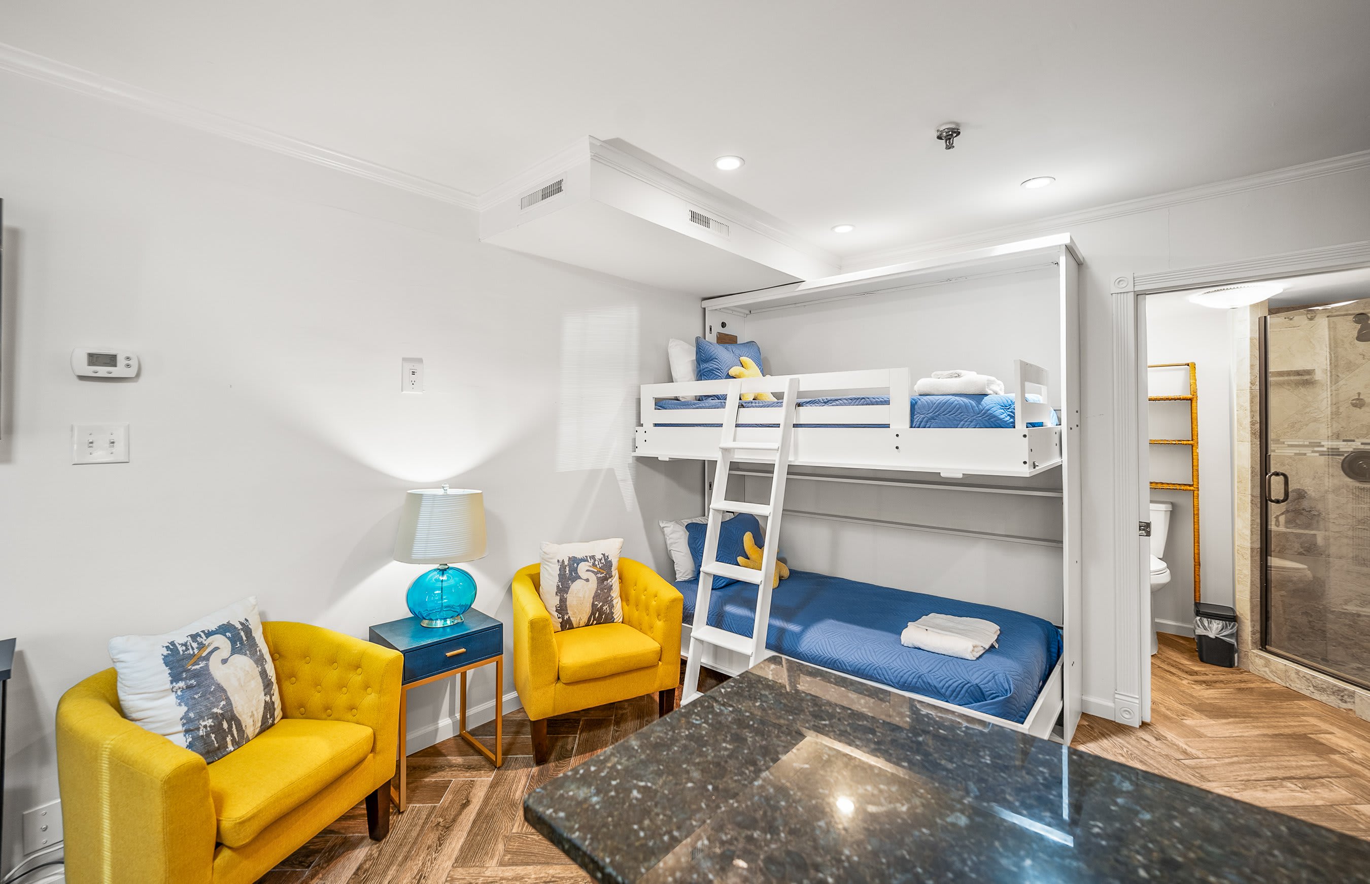 502 Sunsuite 3
