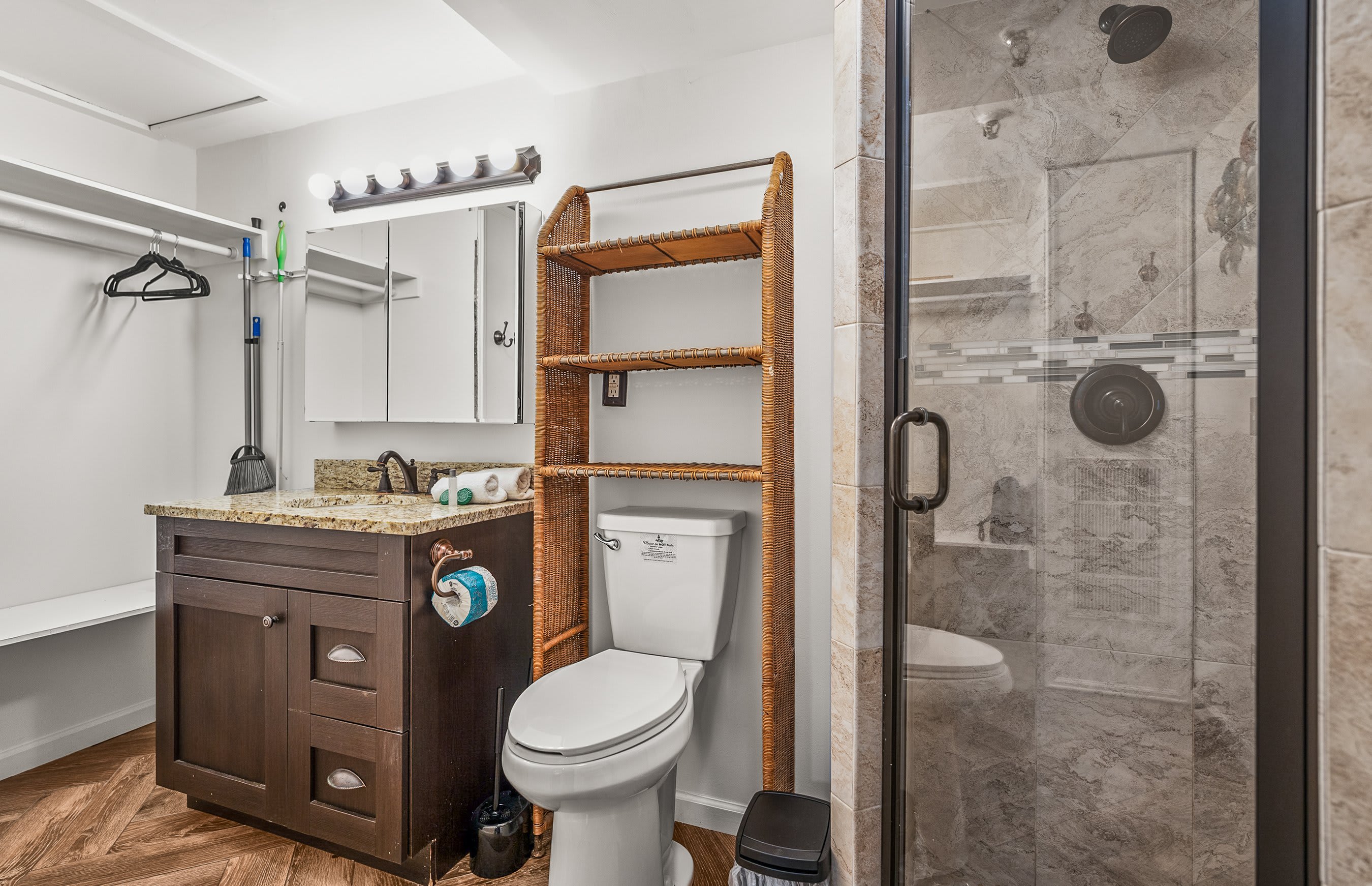 502 Sunsuite | Photo 9