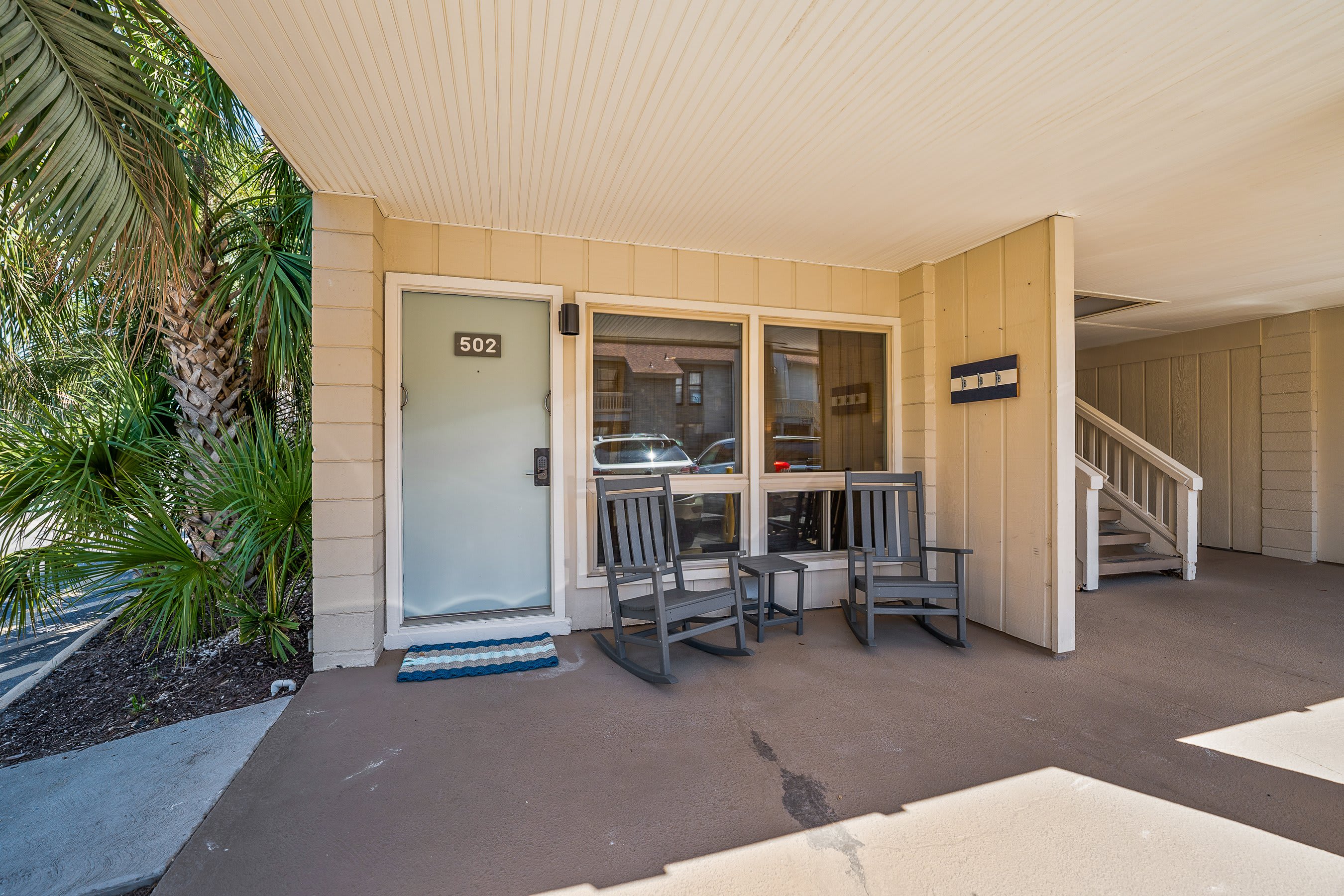502 Sunsuite | Photo 12