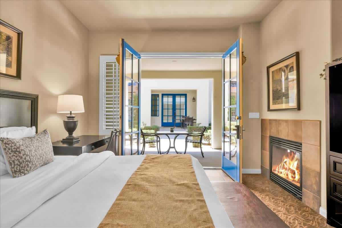 Desert Serenity #B | Studio Legacy Villas
