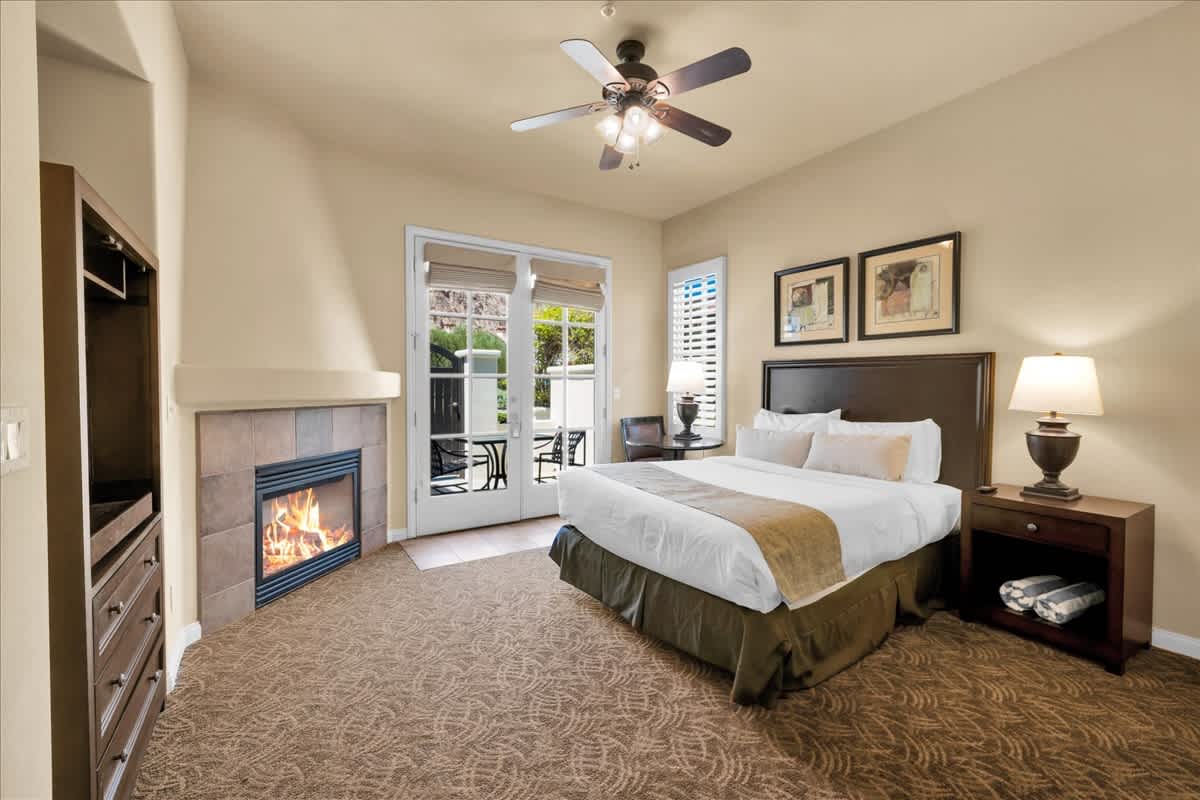 Desert Serenity #C | Studio Legacy Villas - Photo 5