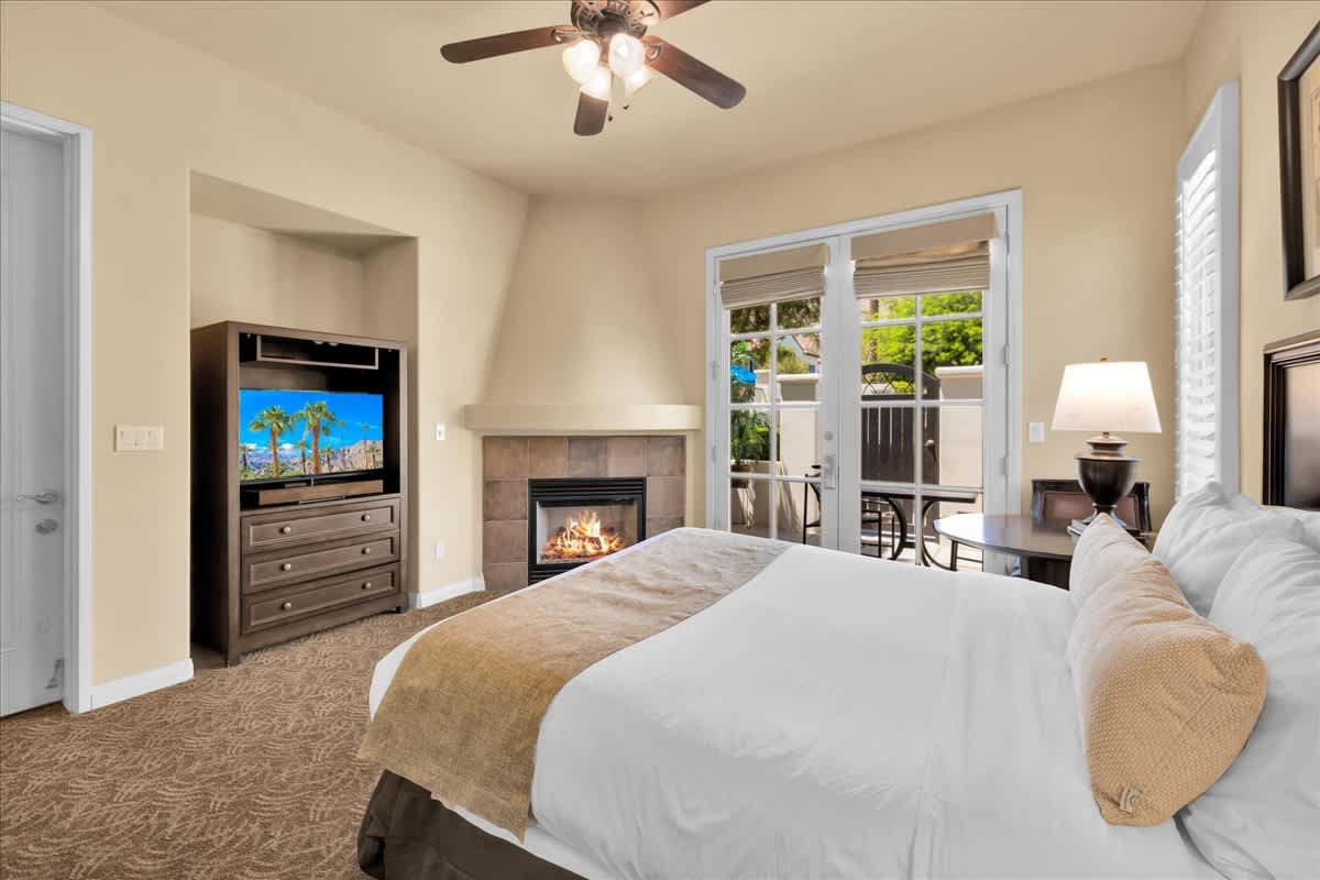 Desert Serenity #C | Studio Legacy Villas - Photo 2