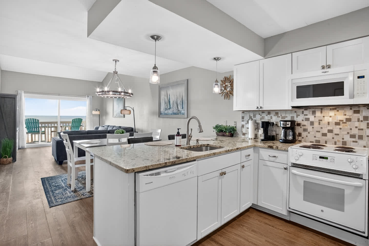 Oceanfront Delight 2BR 2Ba Views Pool N Myrtle | Photo 16