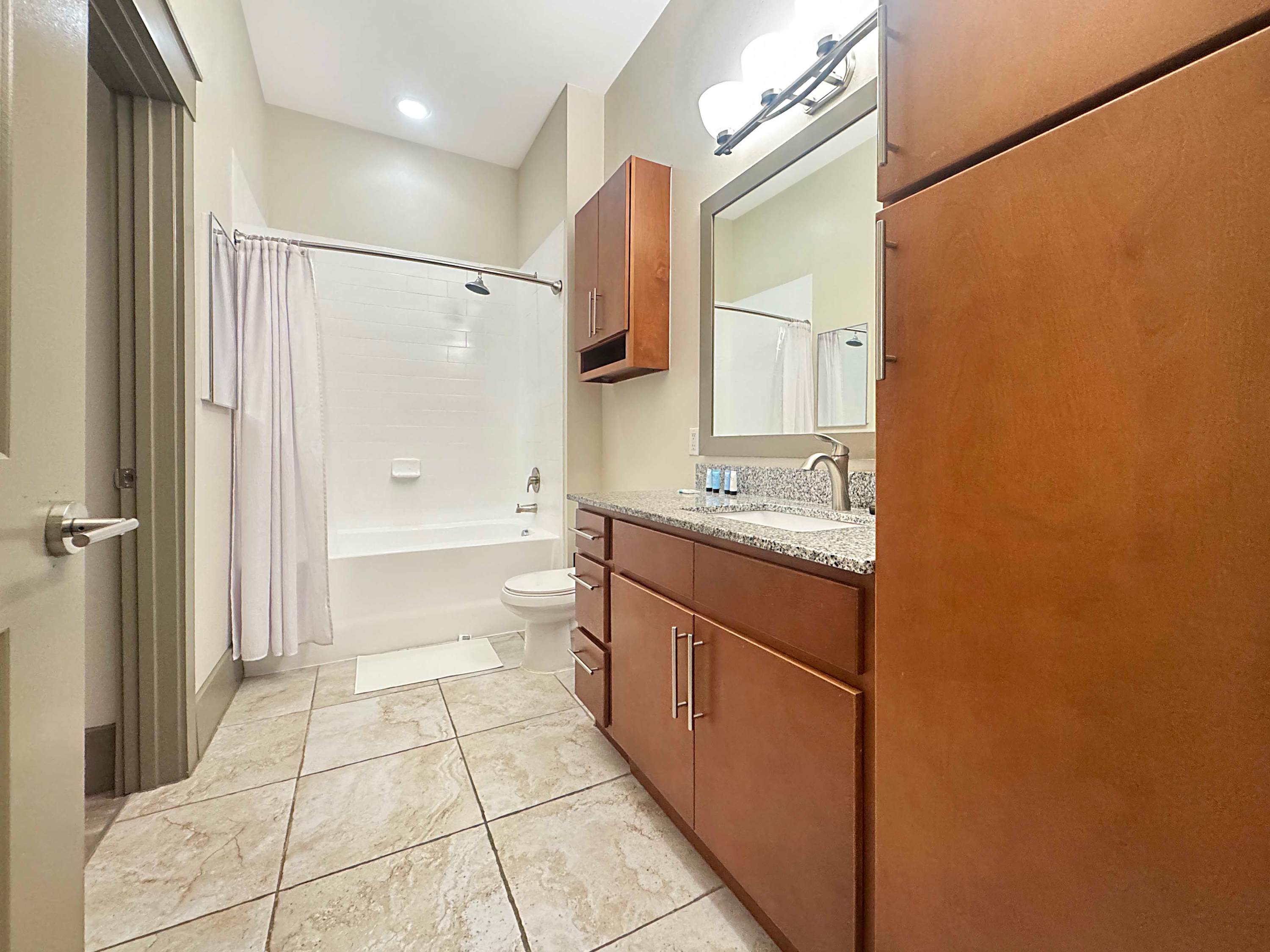 Tampa Retreat with Pool Access