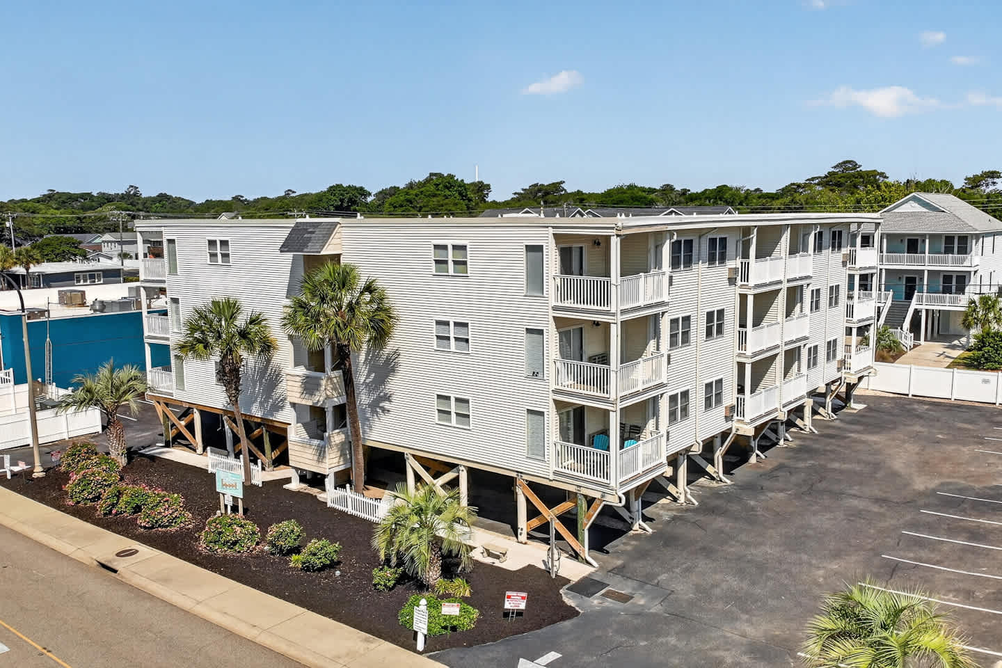 North Myrtle Beach 2BR condo Steps from Beach | Photo 47