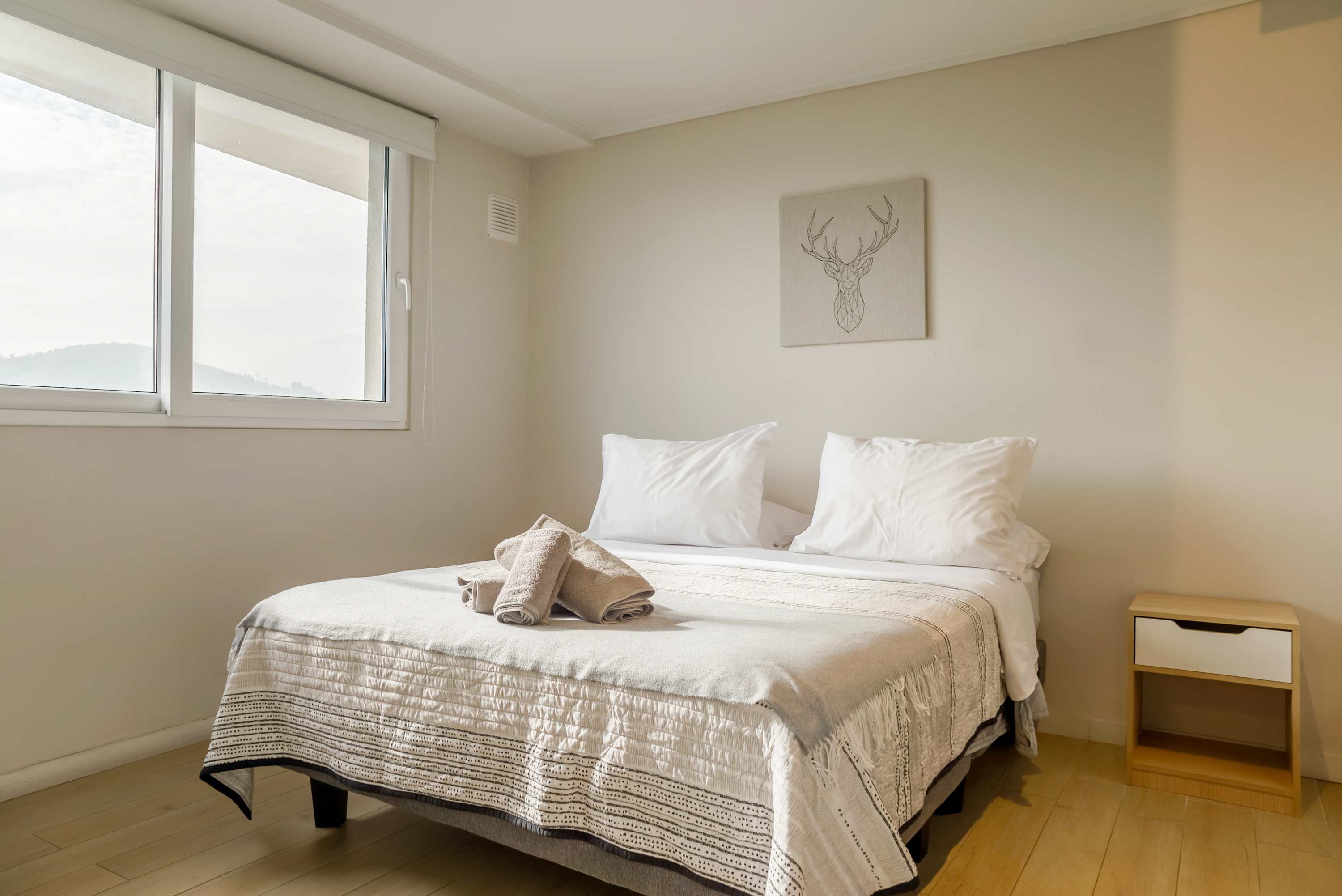 Stylish Modern City Flat | Prime Urban Experience