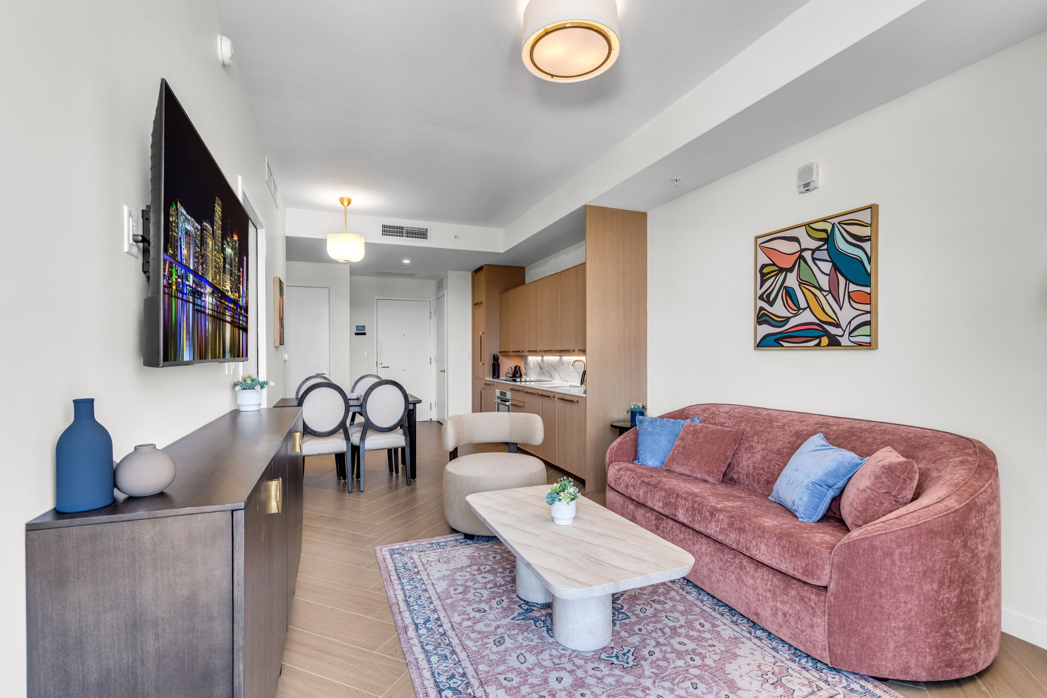 NoMad Wynwood  1 Bedroom King  Rooftop Pool & Bar