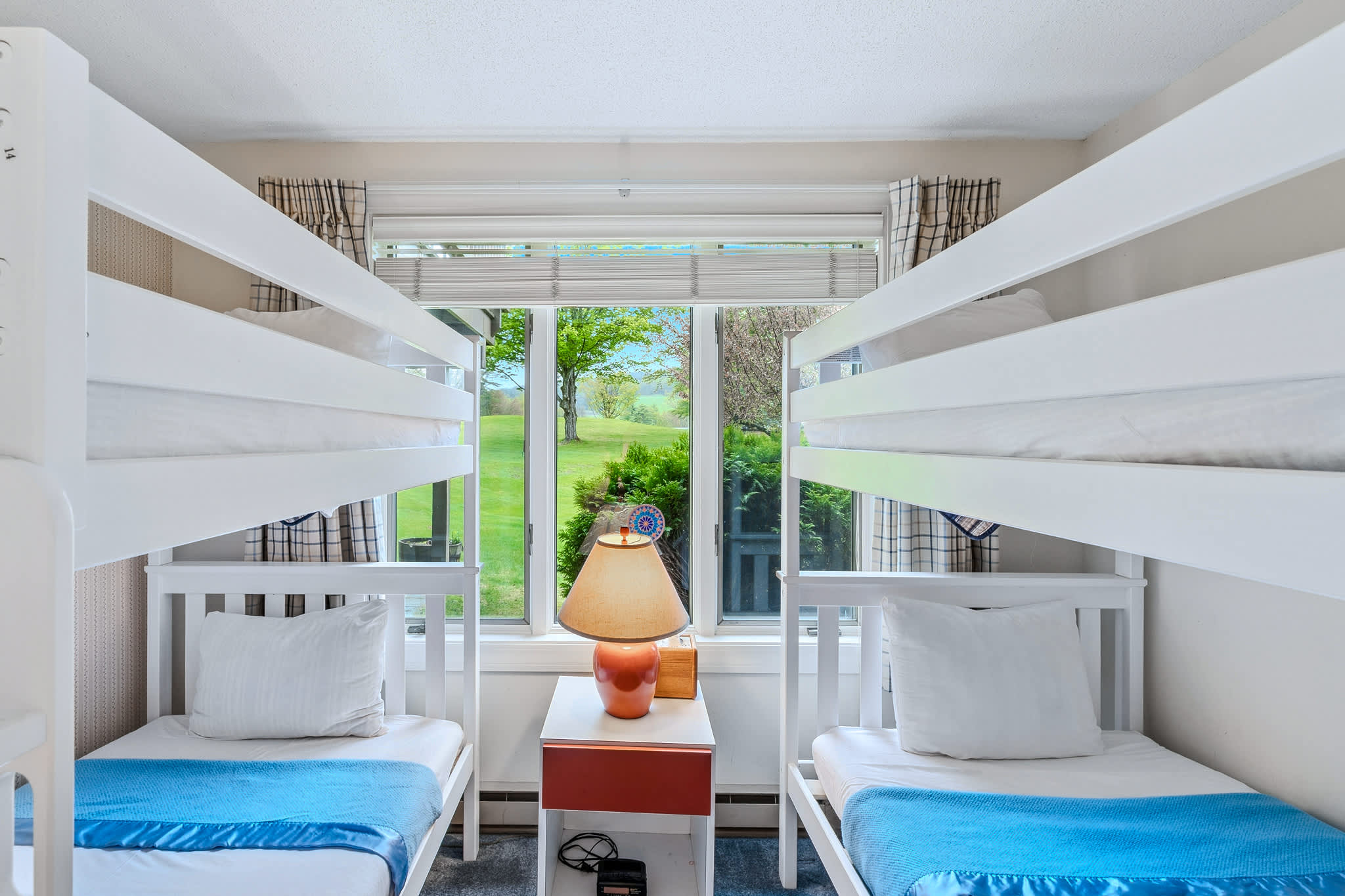 3BR Retreat, Fireplace & Deck, Club | Landmark 3C