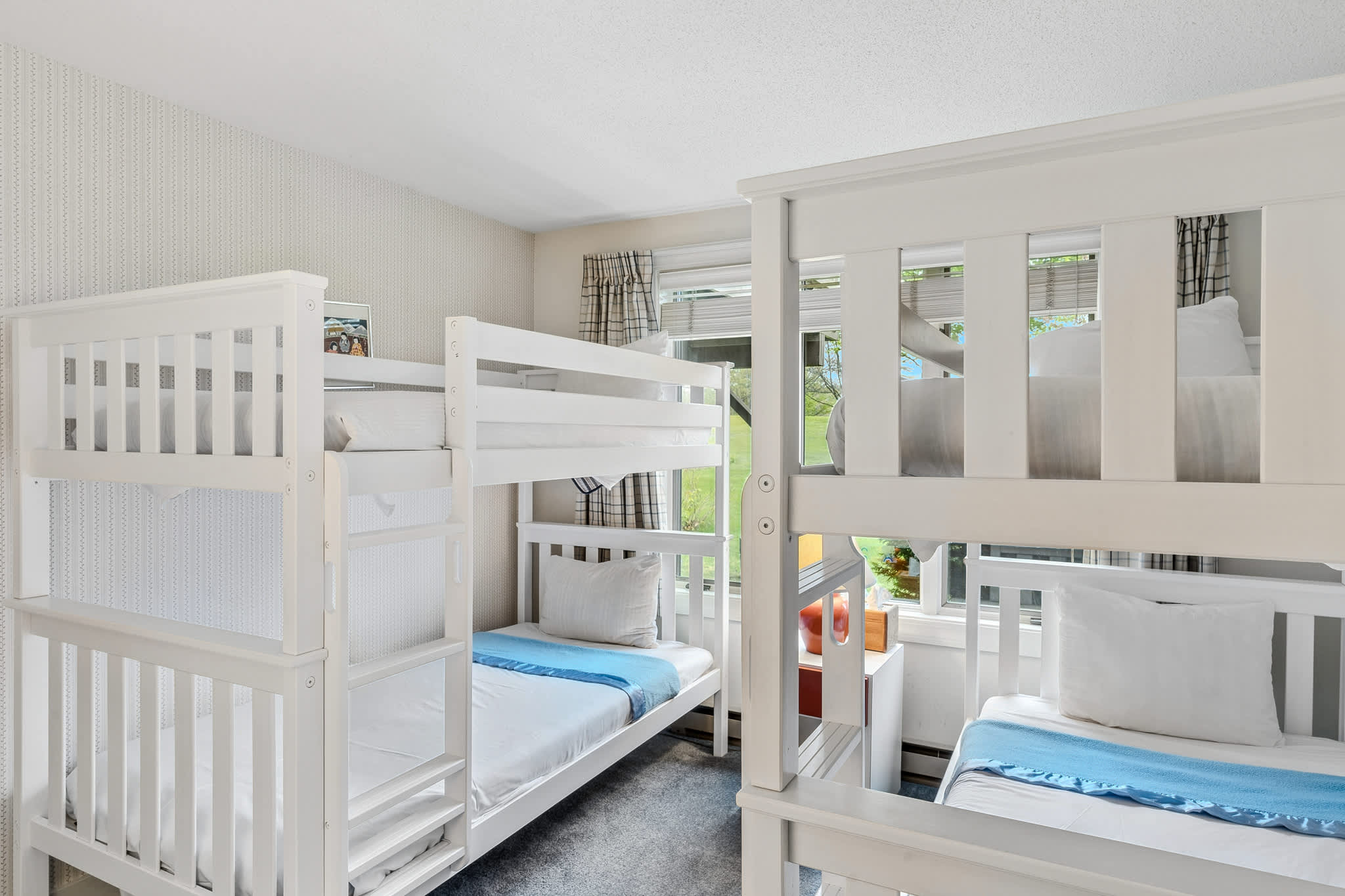 3BR Retreat, Fireplace & Deck, Club | Landmark 3C