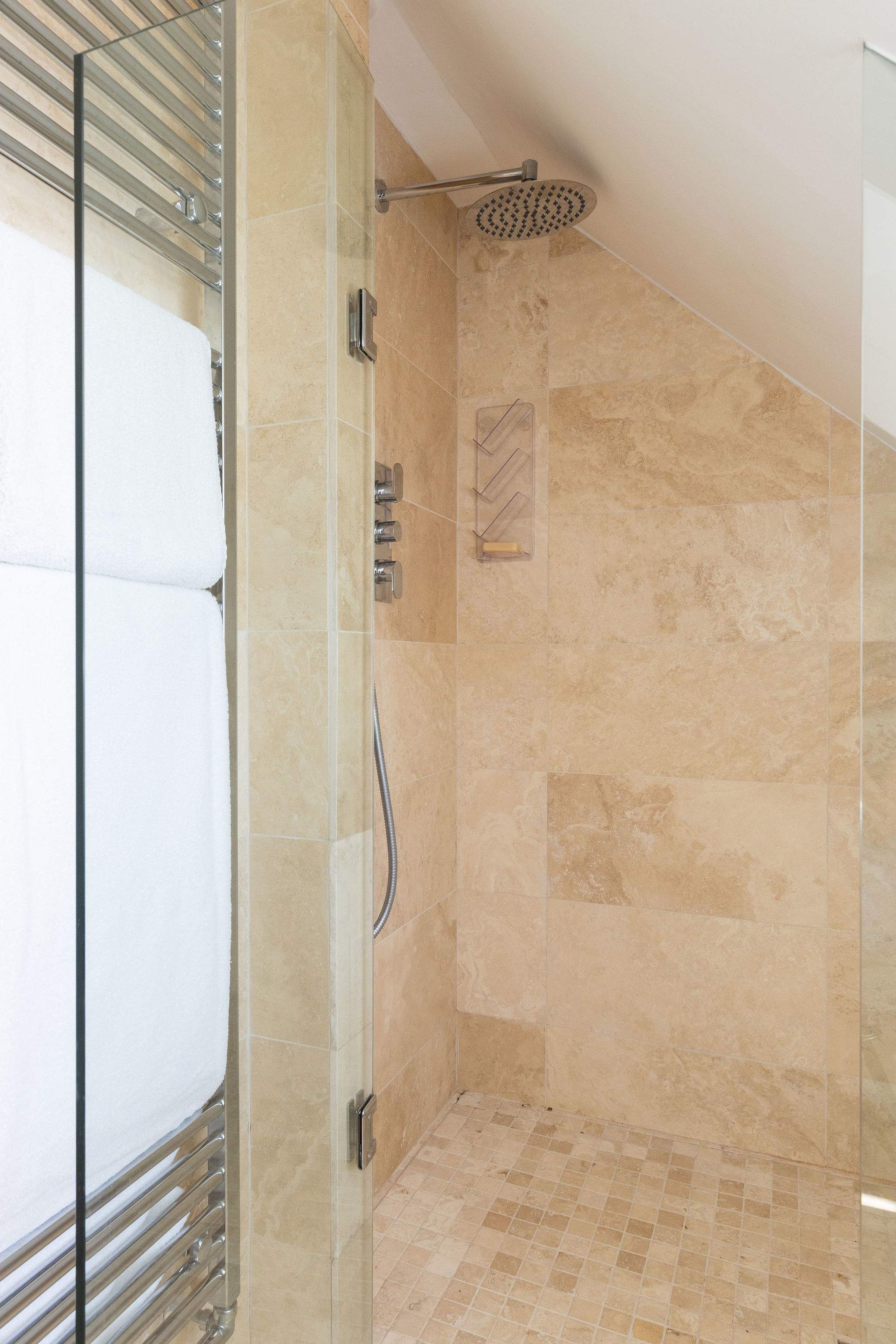 A calm, refreshing shower space
