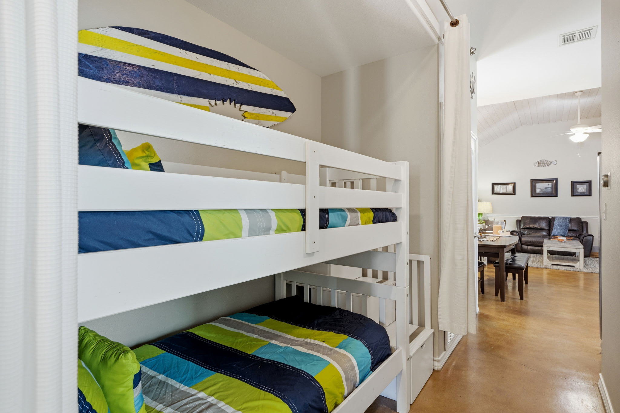 Danzin' on the Beach | 3BR Pirates Bay Resort