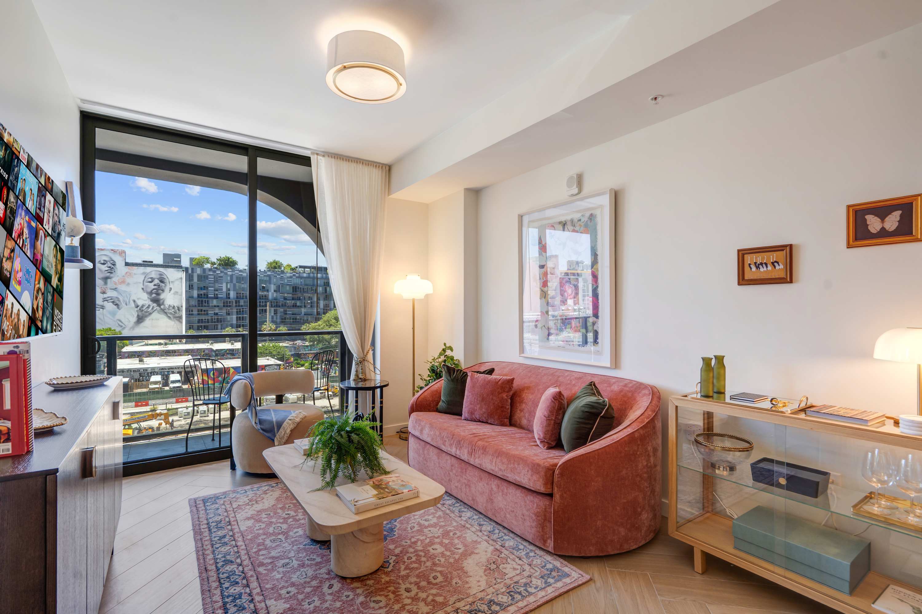 Condo in the Heart of Wynwood | RoofPool Access