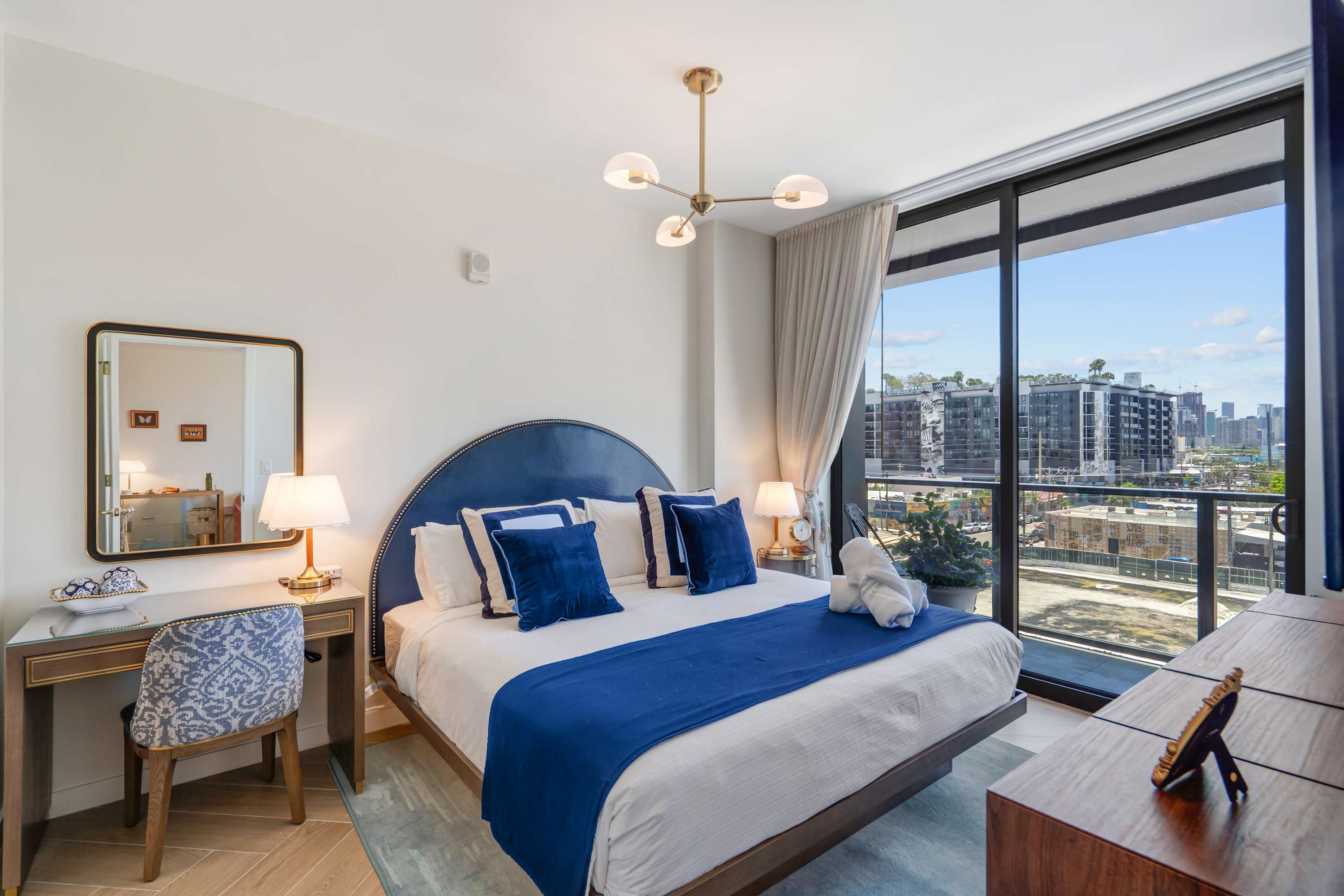 1BR | Casa Tua Dining | Walkable Bayfront WC Zone