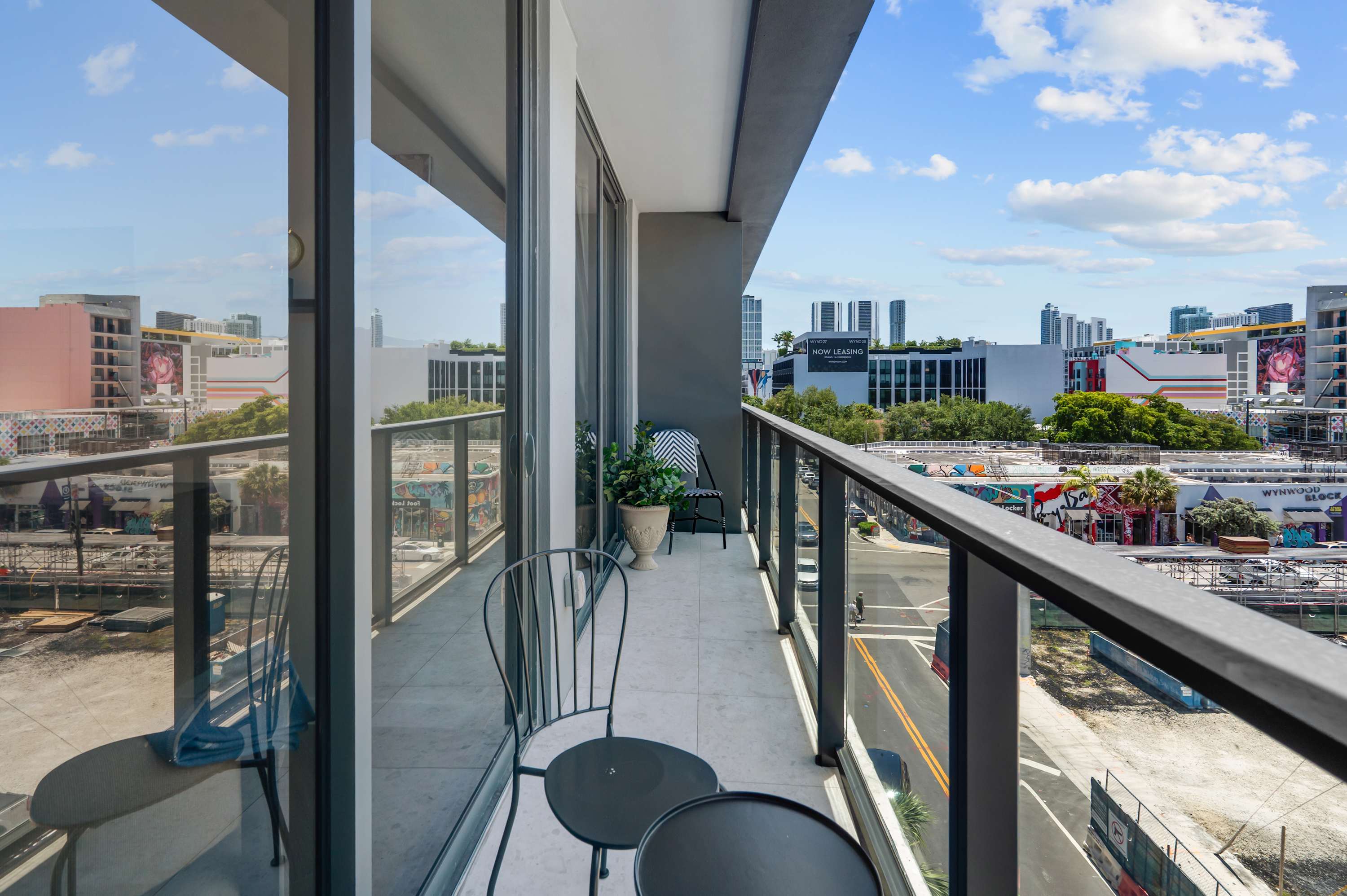 Condo in the Heart of Wynwood | RoofPool Access
