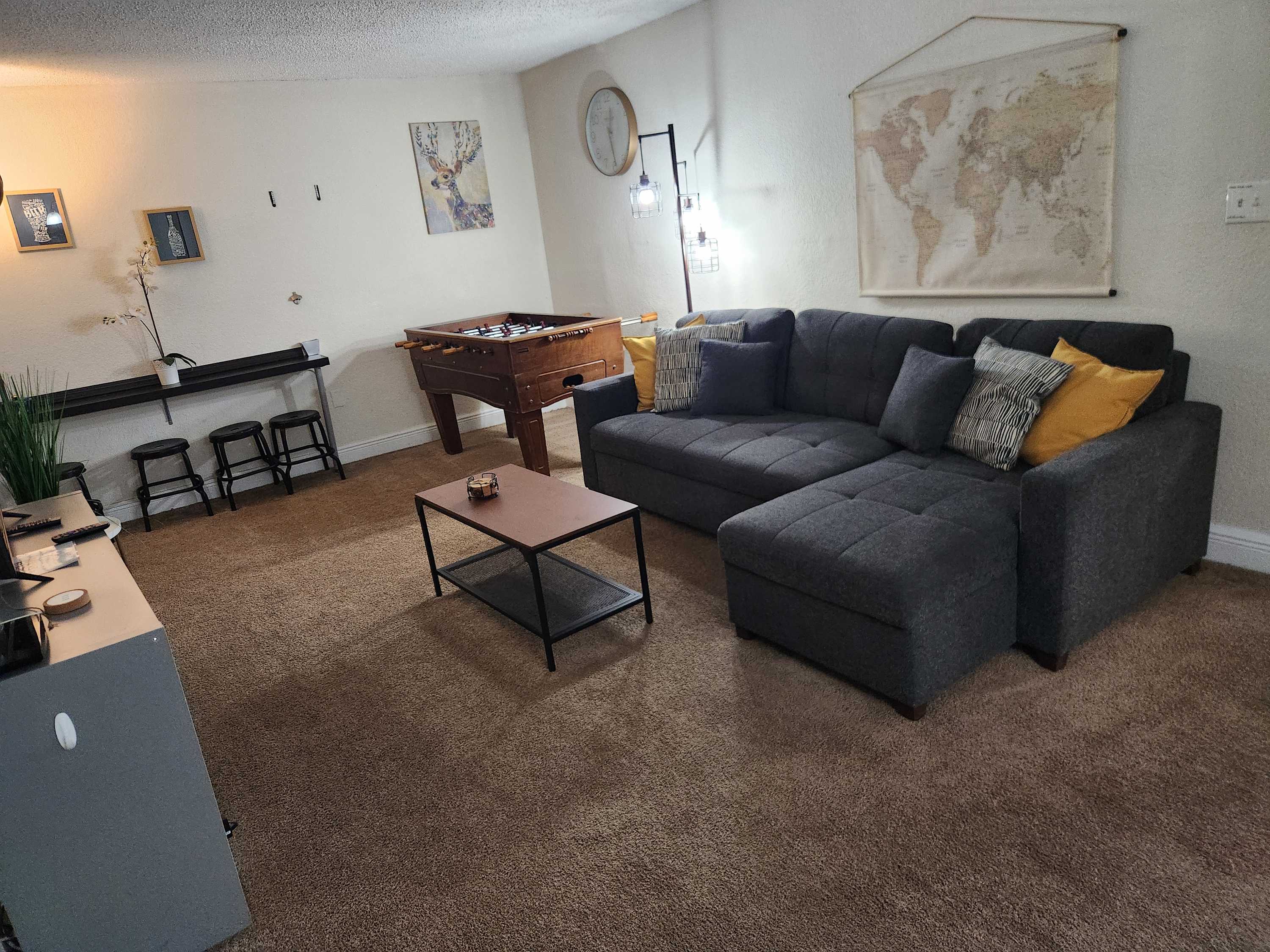 Family-Friendly 2BR Condo Near Universal