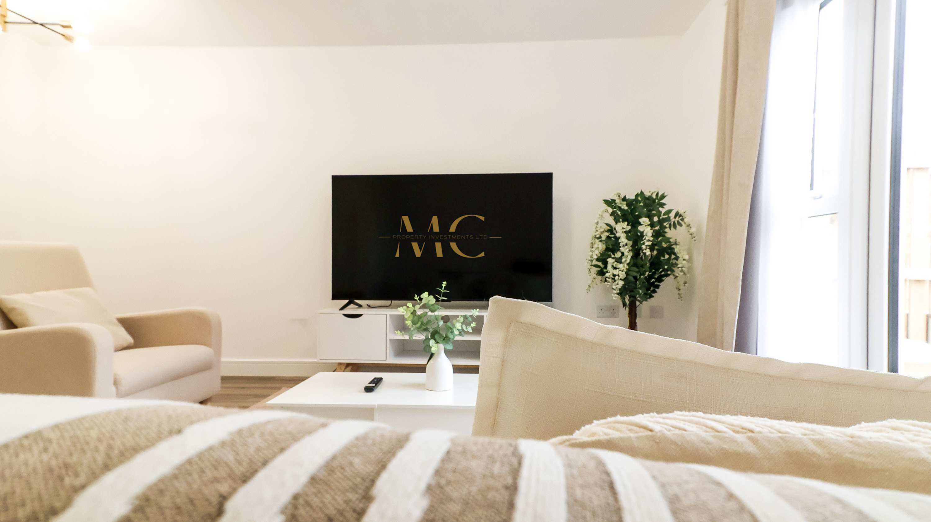 Modern Home In Stockton-on-Tees, Parking & WiFi in Yarm Back Lane TS21 1AU - Property image 10 - VivreStays