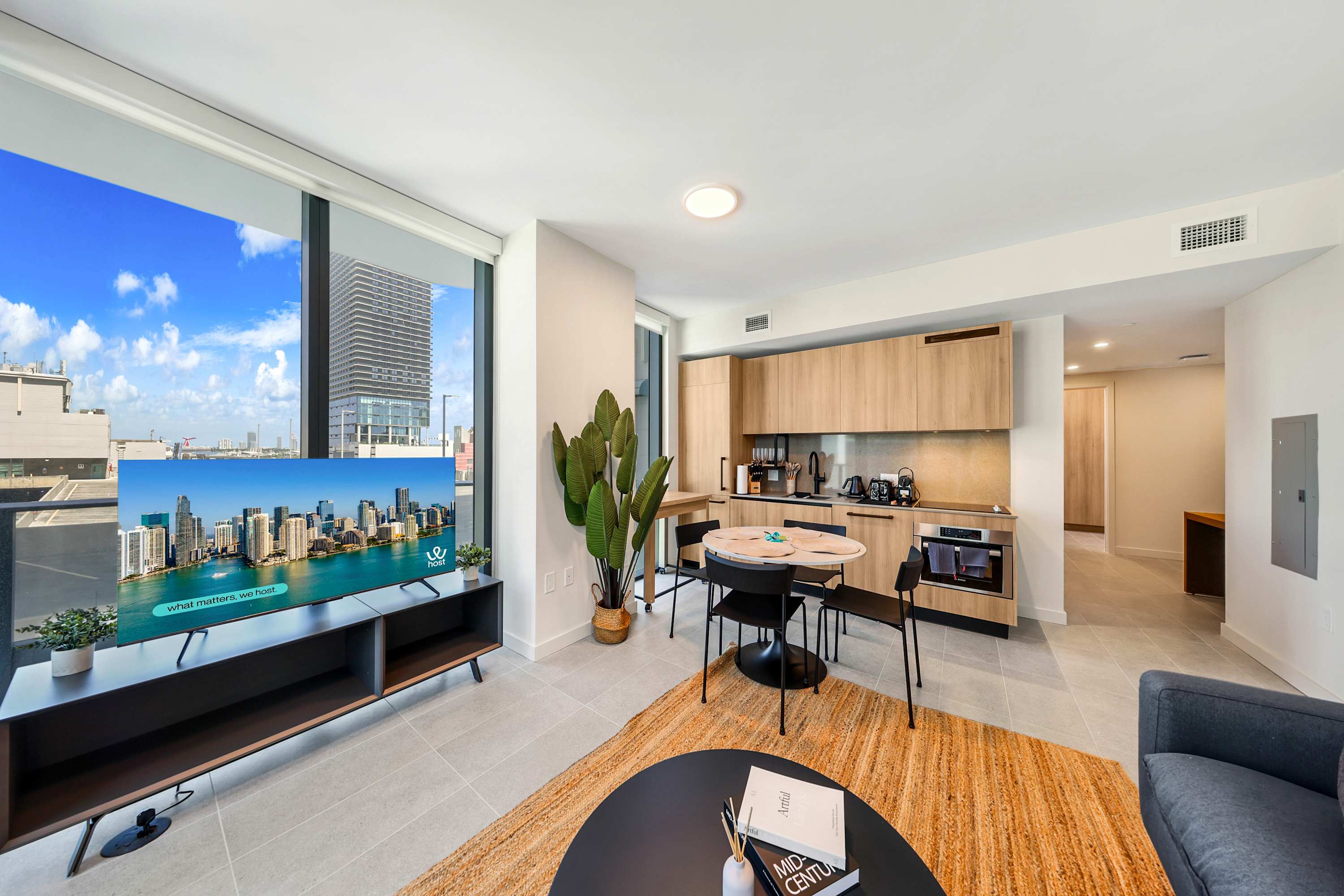 Stylish 2BR | Gym / Pool | FIFA Fan Fest 10Min
