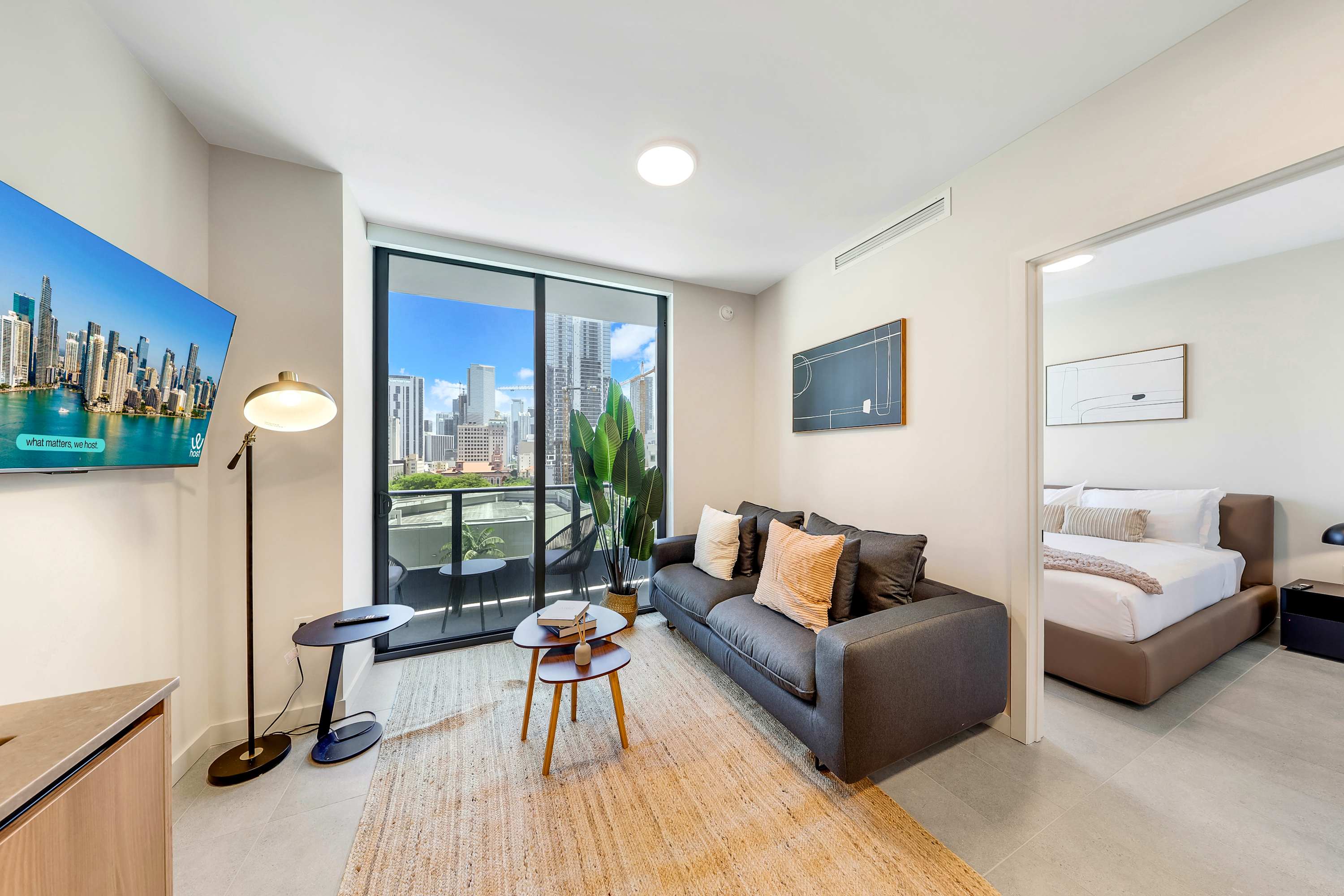 1BR+Den Suite | Cold Plunge |Walk to FIFA Fan Fest
