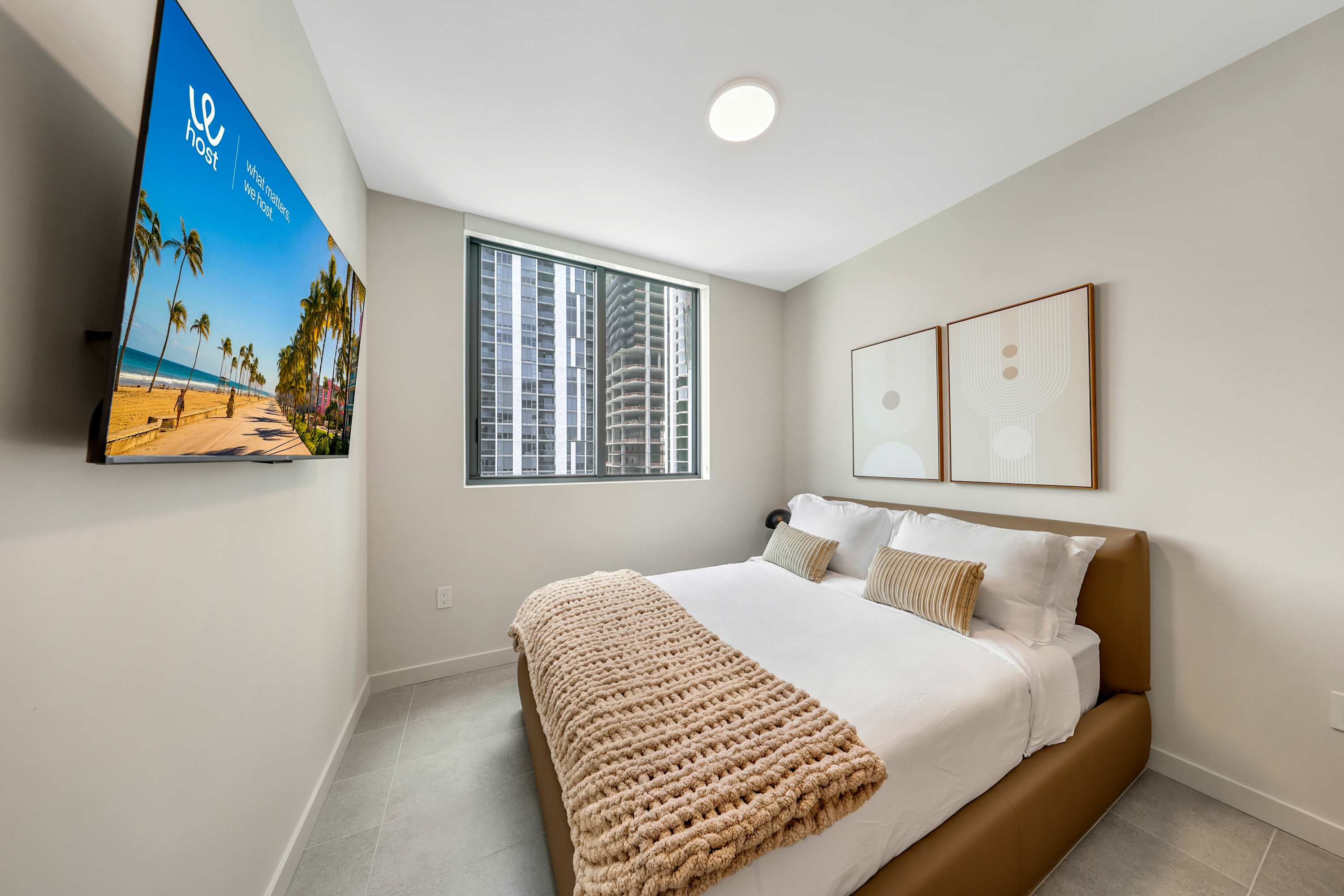 Luxury 1BR | Rooftop Pool | 1 Mile FIFA Fan Fest