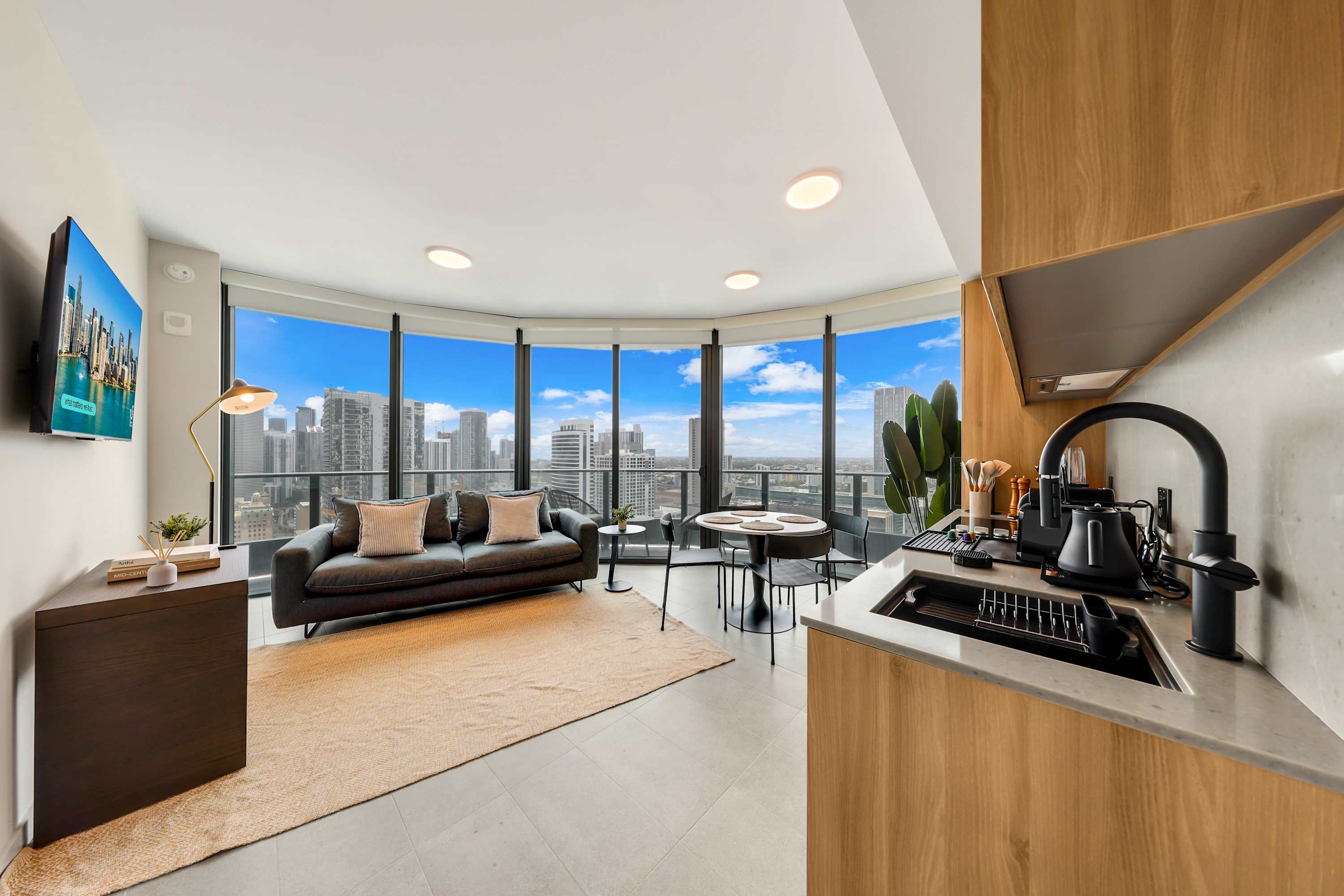 Prime Downtown Miami Location Near Kaseya Center