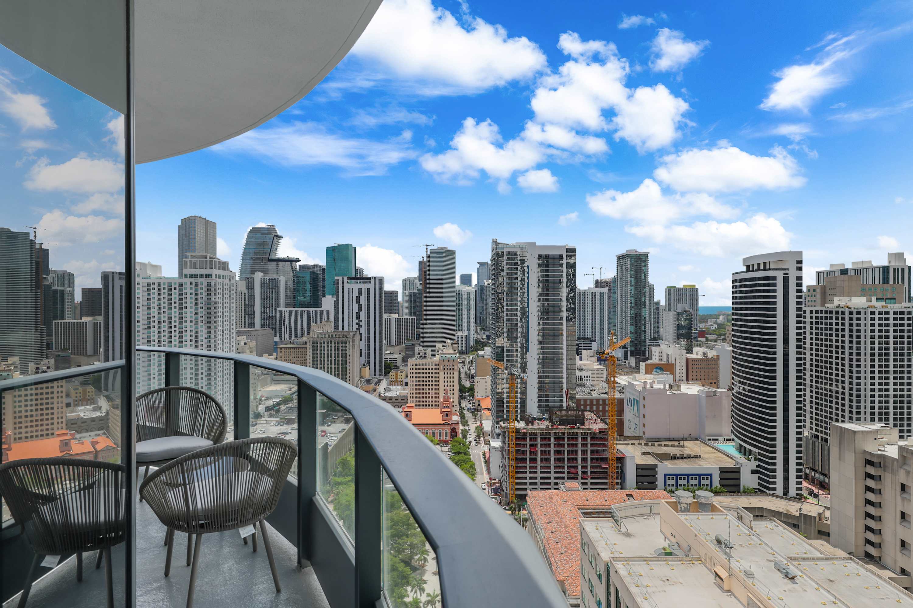 Luxury 1BR | Rooftop Pool | 1 Mile FIFA Fan Fest